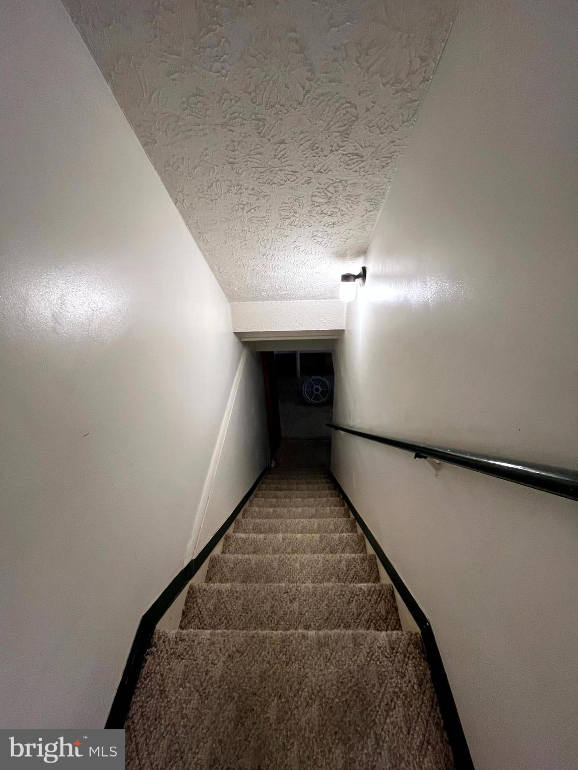 RIVERSIDE - Residential