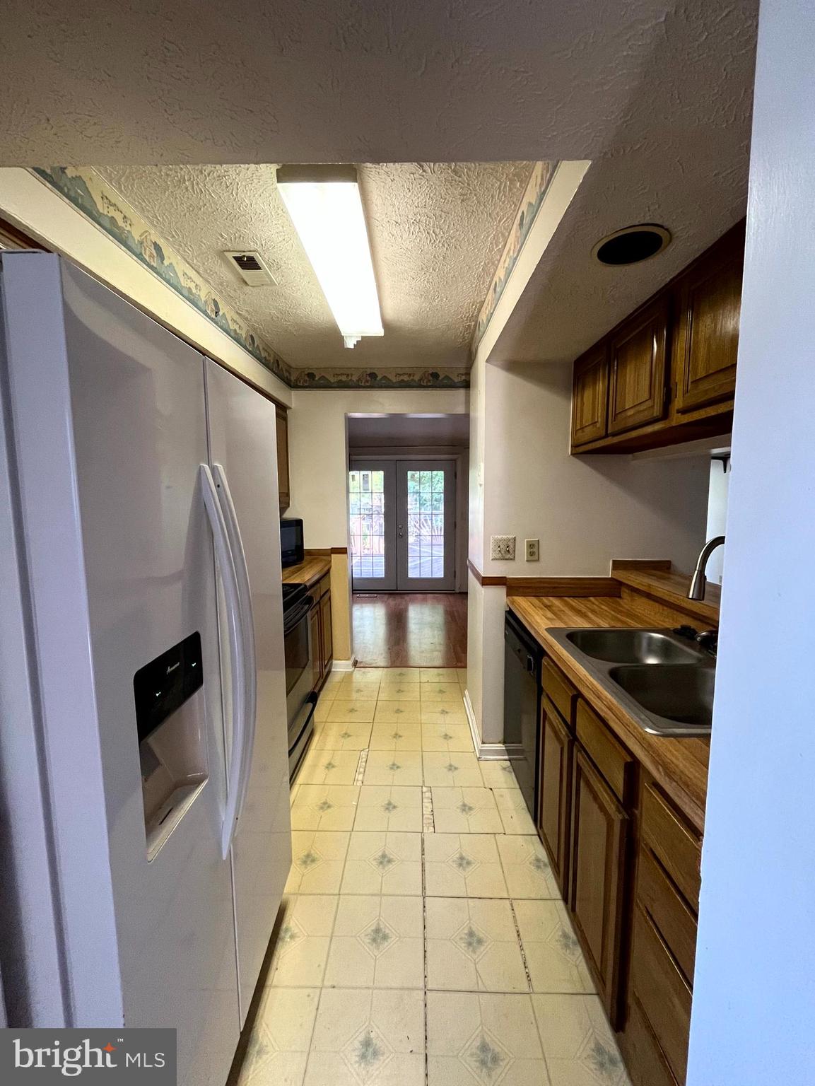 RIVERSIDE - Residential