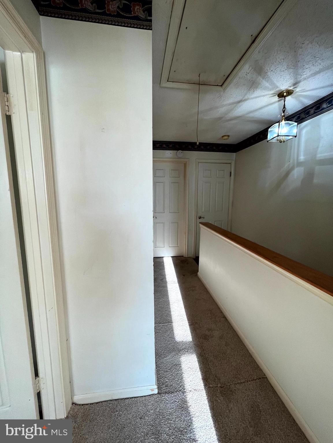 RIVERSIDE - Residential