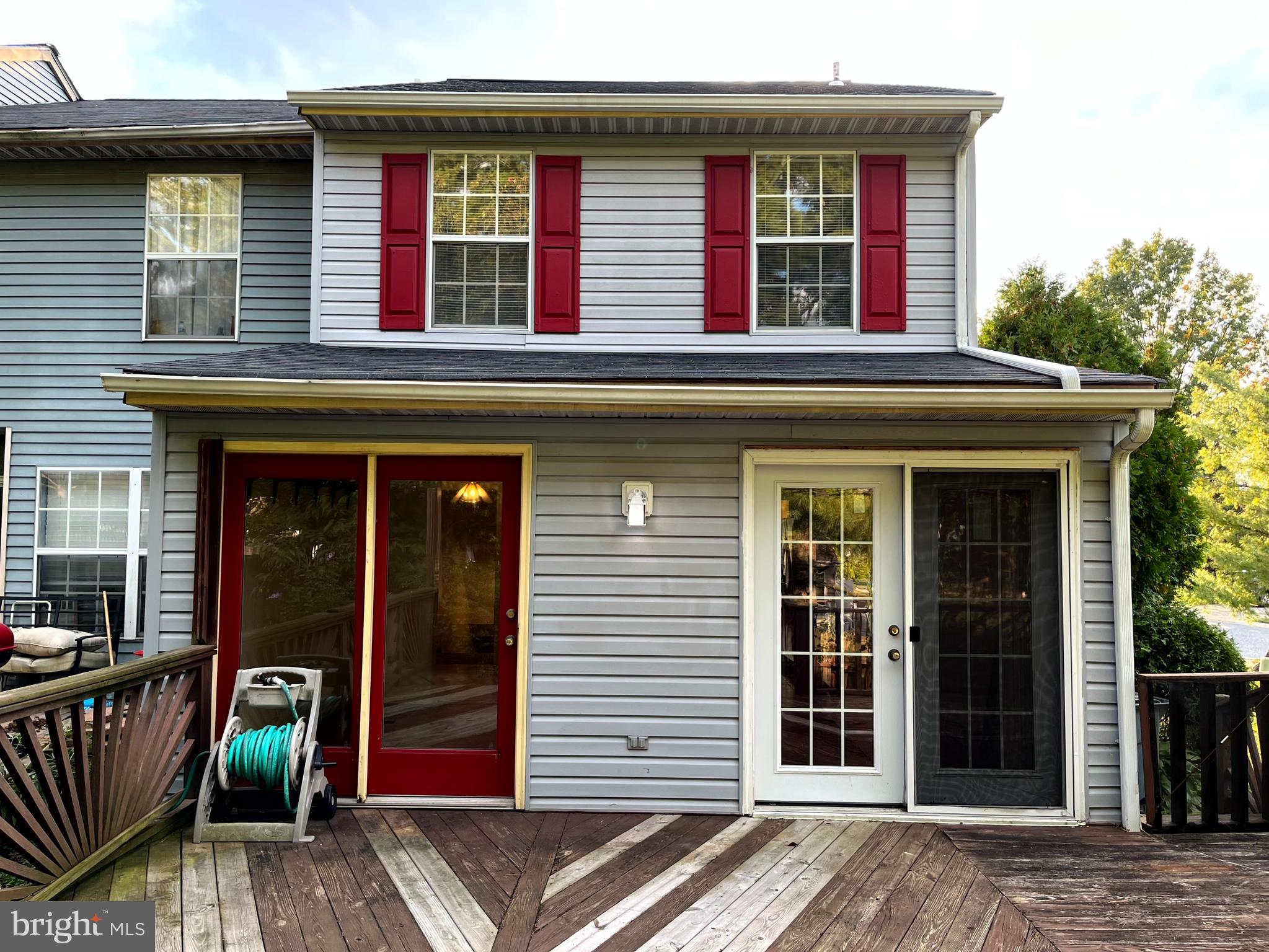 RIVERSIDE - Residential