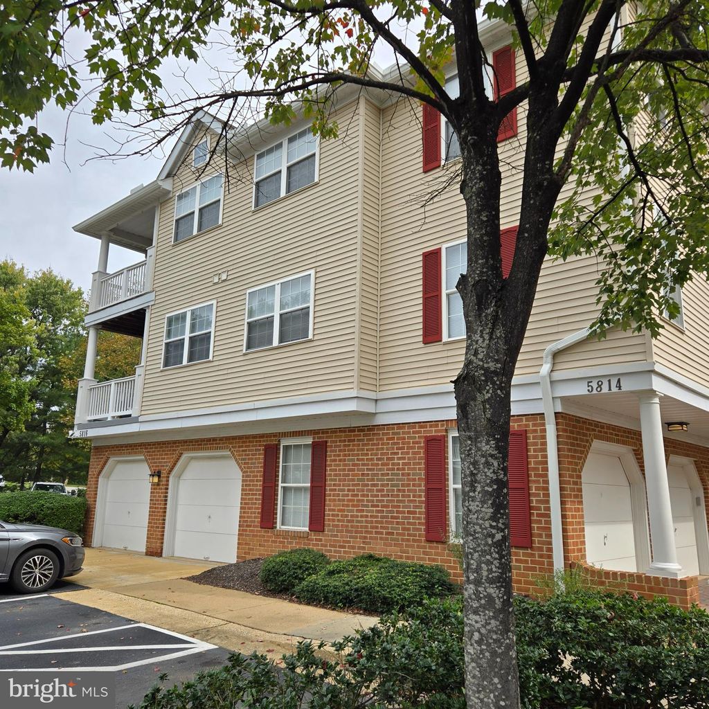 Photo of 5814 Wyndham Circle #301, COLUMBIA, MD 21044 (MLS # MDHW2060072)