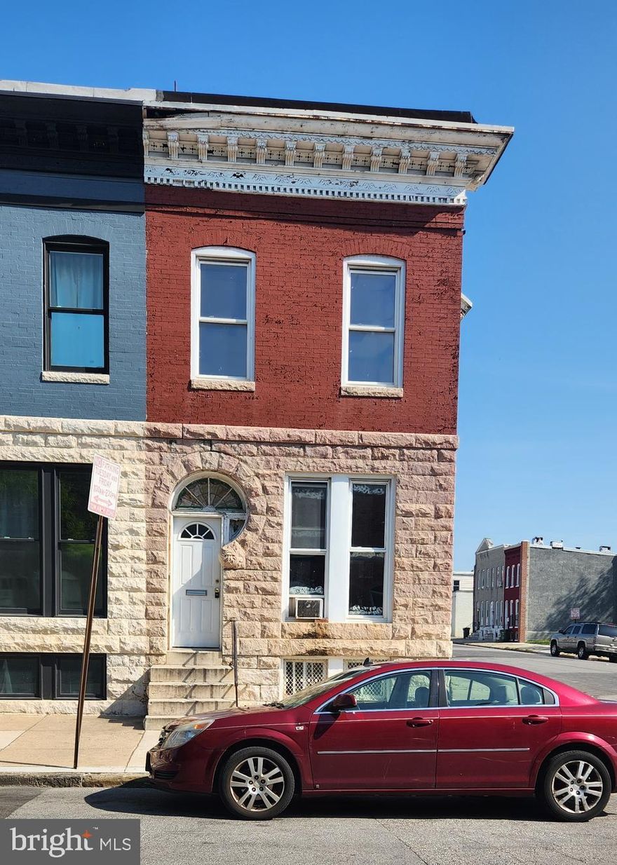 EOG Townhome with 3 Bedrooms, 1.5 Baths and Fenced Rear Yard.   Purchaser to verify Real Estate Taxes, HOA, and Ground Rent - Seller will not redeem Ground Rent. Cash Offers Require 10% EMD or $1000 minimum, whichever is greater and all Financed Offers Require 1% EMD or $1000 minimum, whichever is greater. Purchaser can use whatever title company they prefer, but purchaser's title must coordinate with seller's title (Vendor Connect, LLC ). Bank Addendum come After offer acceptance.  The Seller Will Not Accept blind offers or escalation clauses.  The seller is not responsible for utilities.  If buyer needs utilities on for inspections, then it will be solely at the buyer's expense.   Buyers winning the Highest & Best must understand that they participated in a Highest & Best, Multiple Offers Situation and that any requests to the Seller for Special Concessions, Repairs or Switch in Financing could result in the Seller terminating and retaining Buyer's EMD.   Property Must be in MLS for at least 3 days before Seller will consider any offers.   FOLLOW DIRECTIONS IN BRIGHT DOCUMENTS FOR ALL OFFERS.  SELLER WILL NOT REVIEW ANY OFFERS WITHOUT THE REQUIRED INFORMATION.