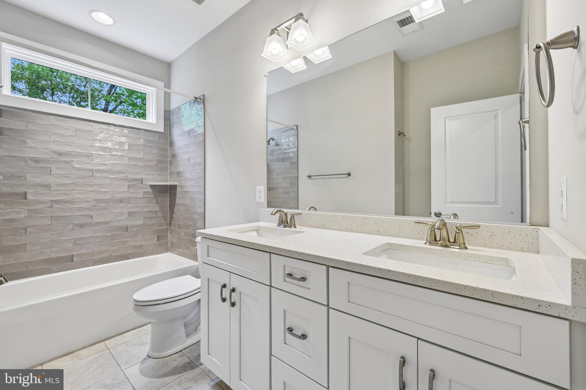 CHENOPODIUM ACRES - Residential