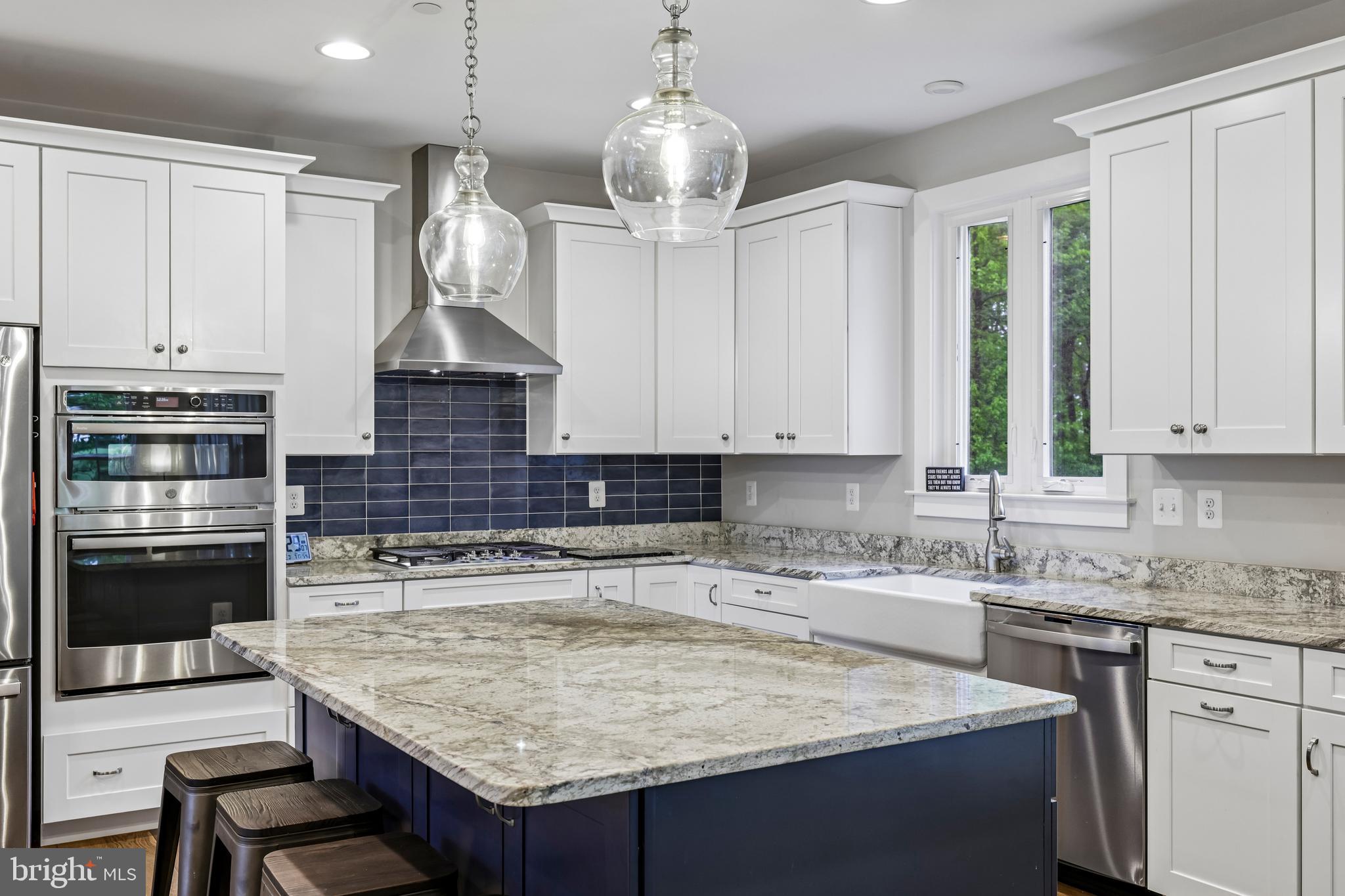 CHENOPODIUM ACRES - Residential