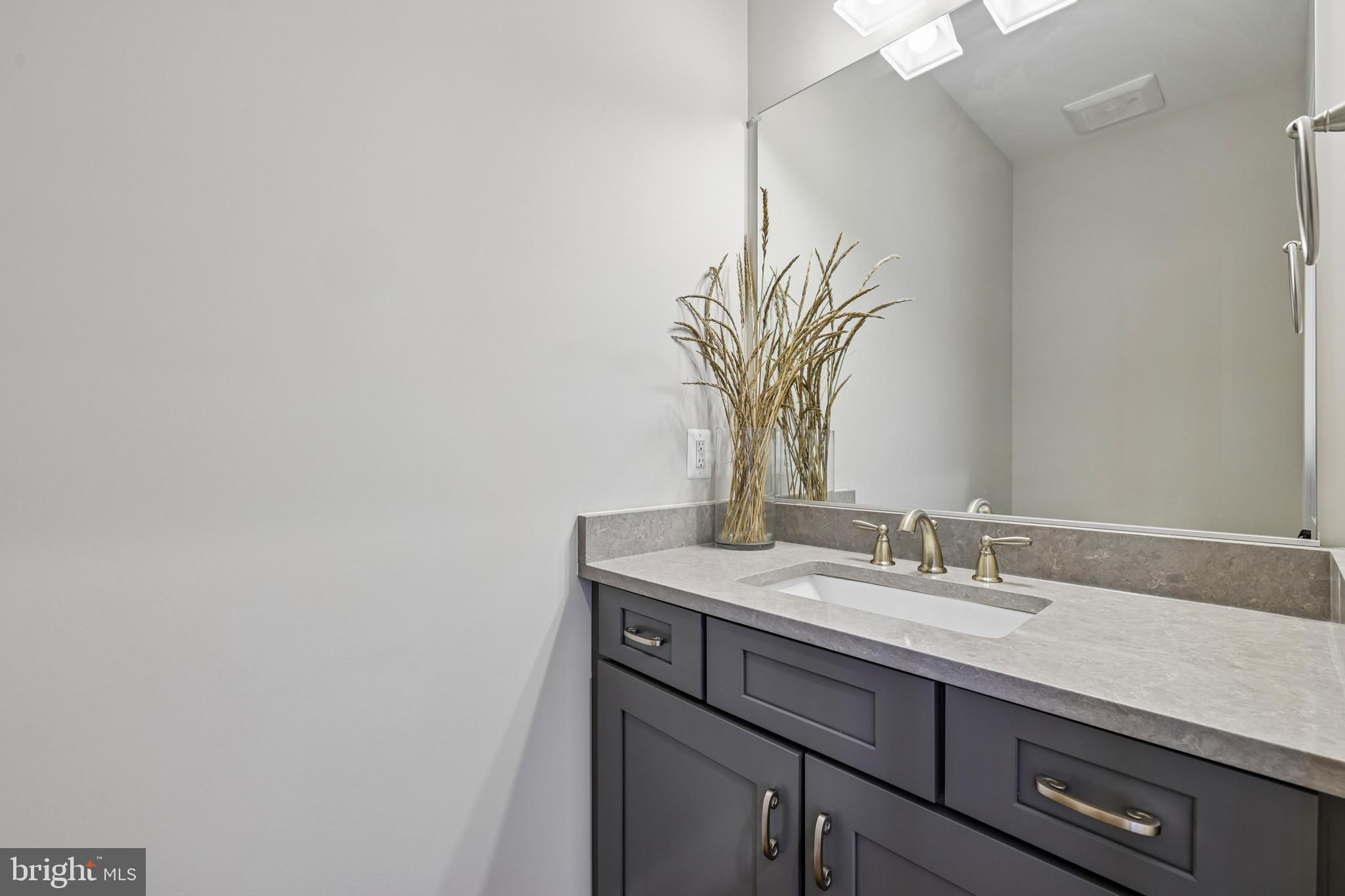 CHENOPODIUM ACRES - Residential