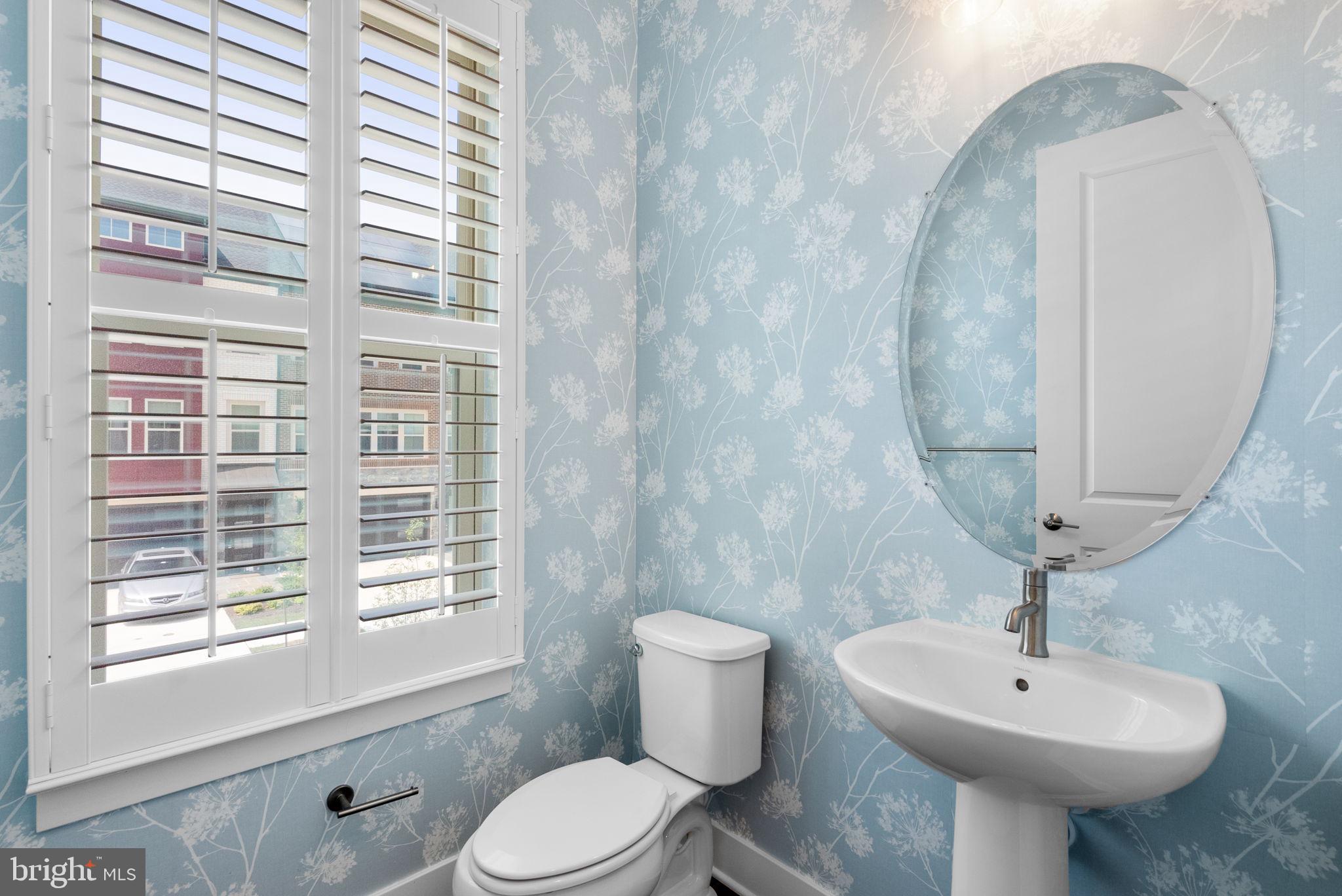 THE GROVE - Residential Lease