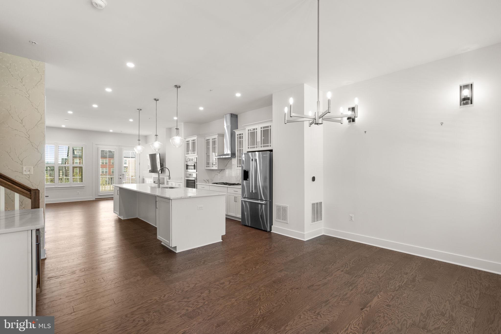 THE GROVE - Residential Lease