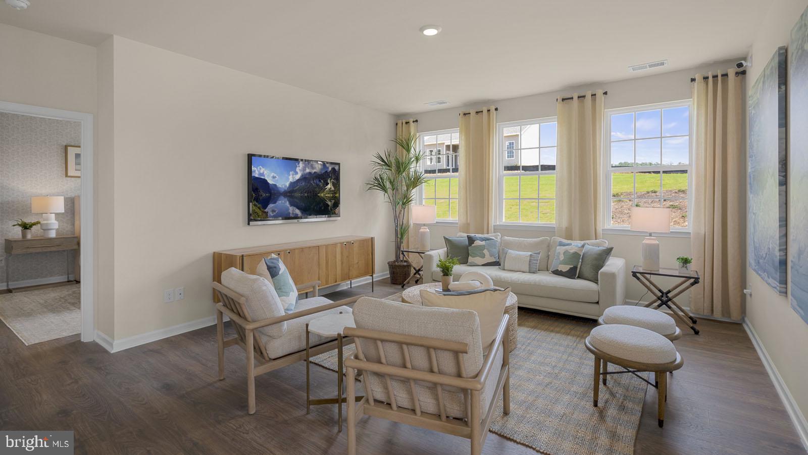 WILLOW RUN - Residential