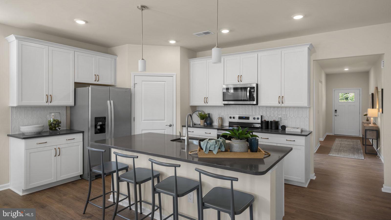 WILLOW RUN - Residential