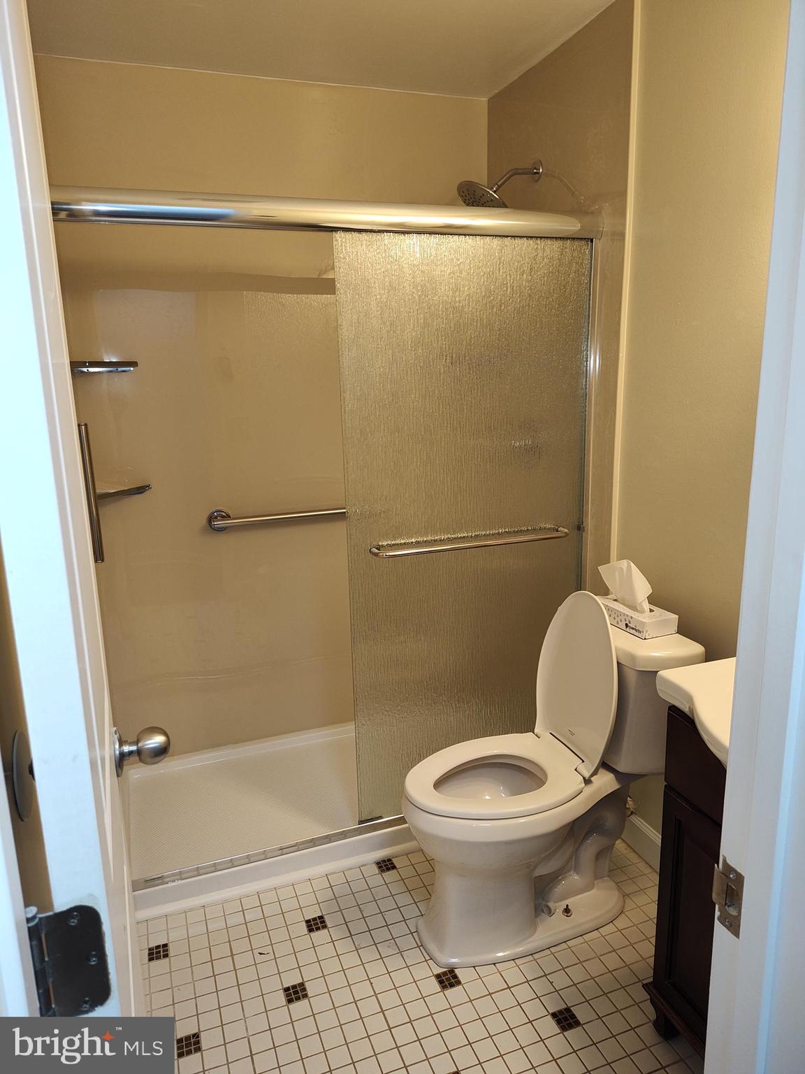 GOLTON - Residential Lease