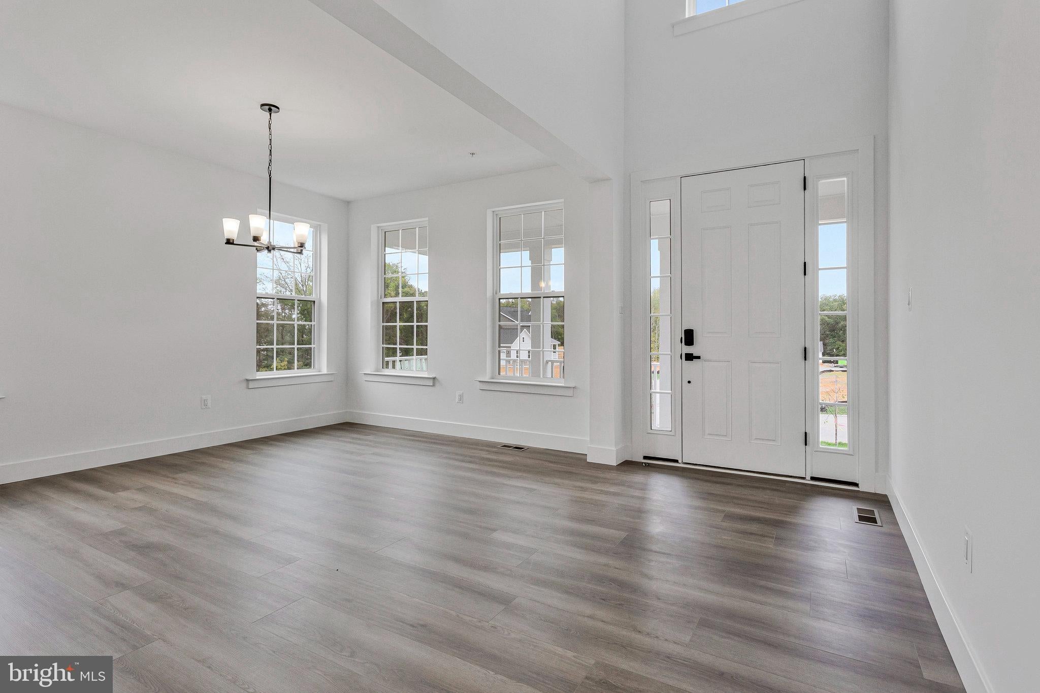 2024 SAINT JAMES ROAD