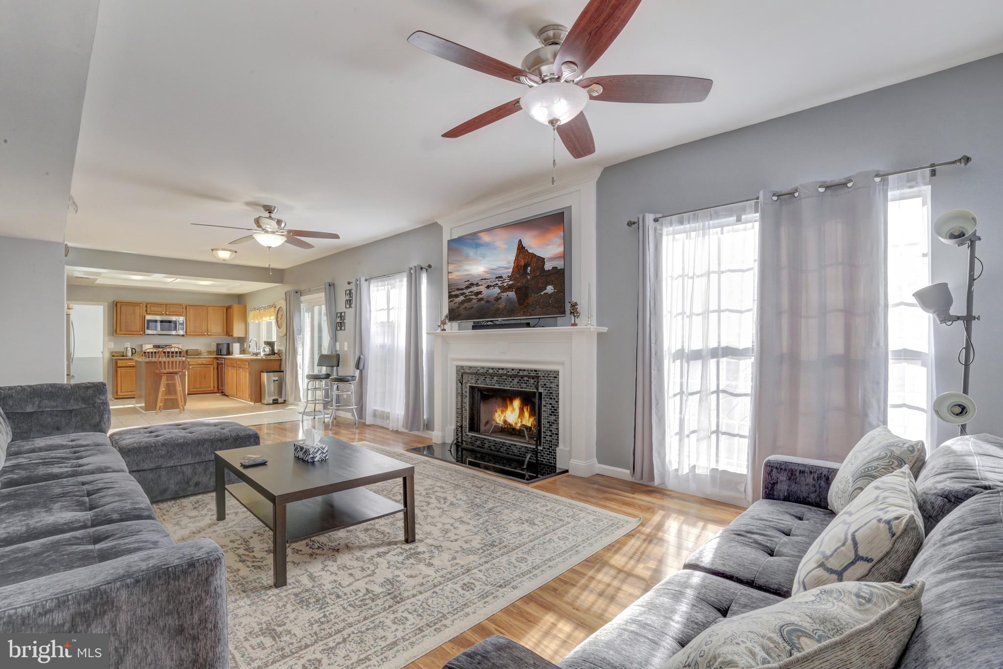 OAKENSHAW - Residential