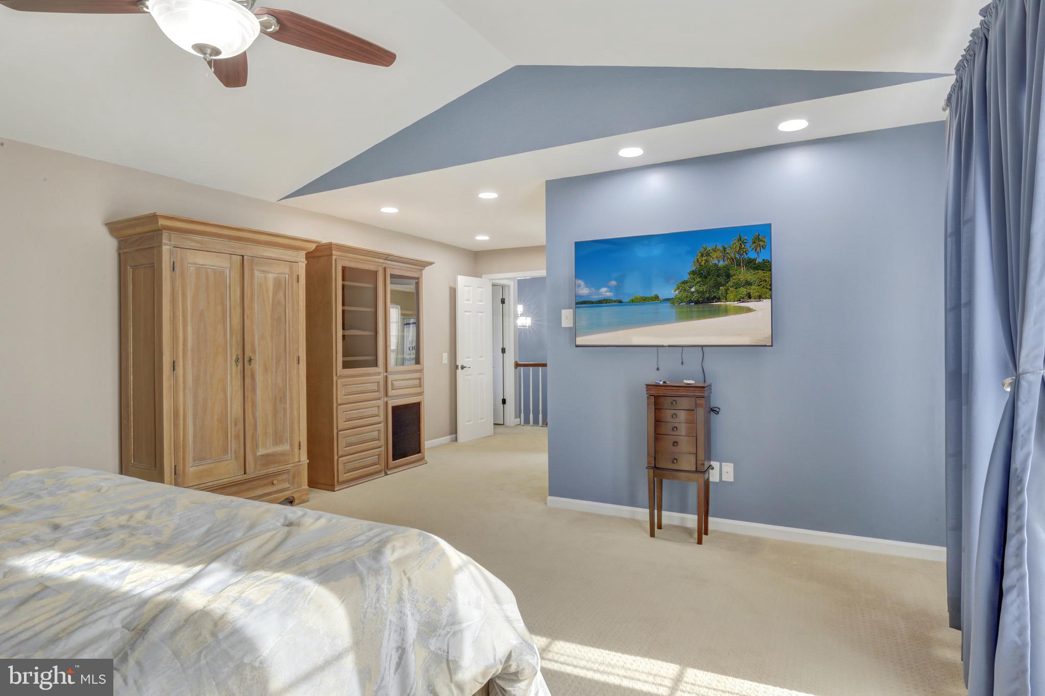 OAKENSHAW - Residential