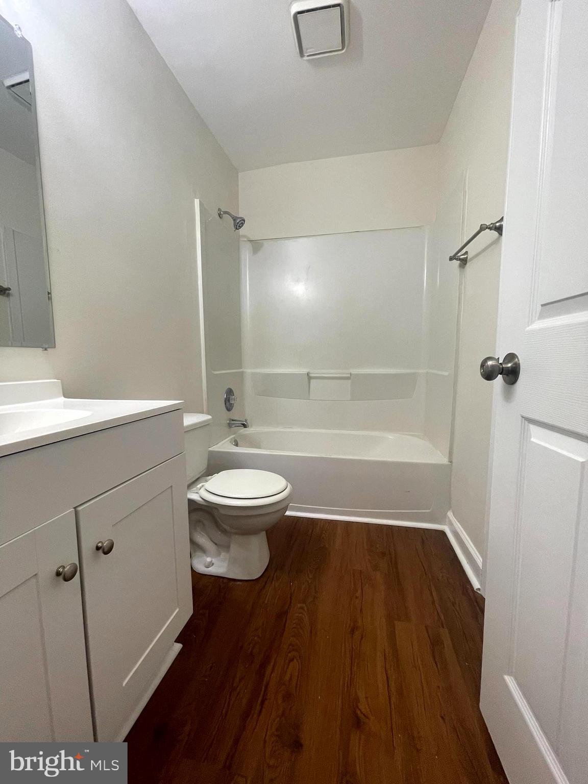 LAKEVIEW ESTATES - Residential