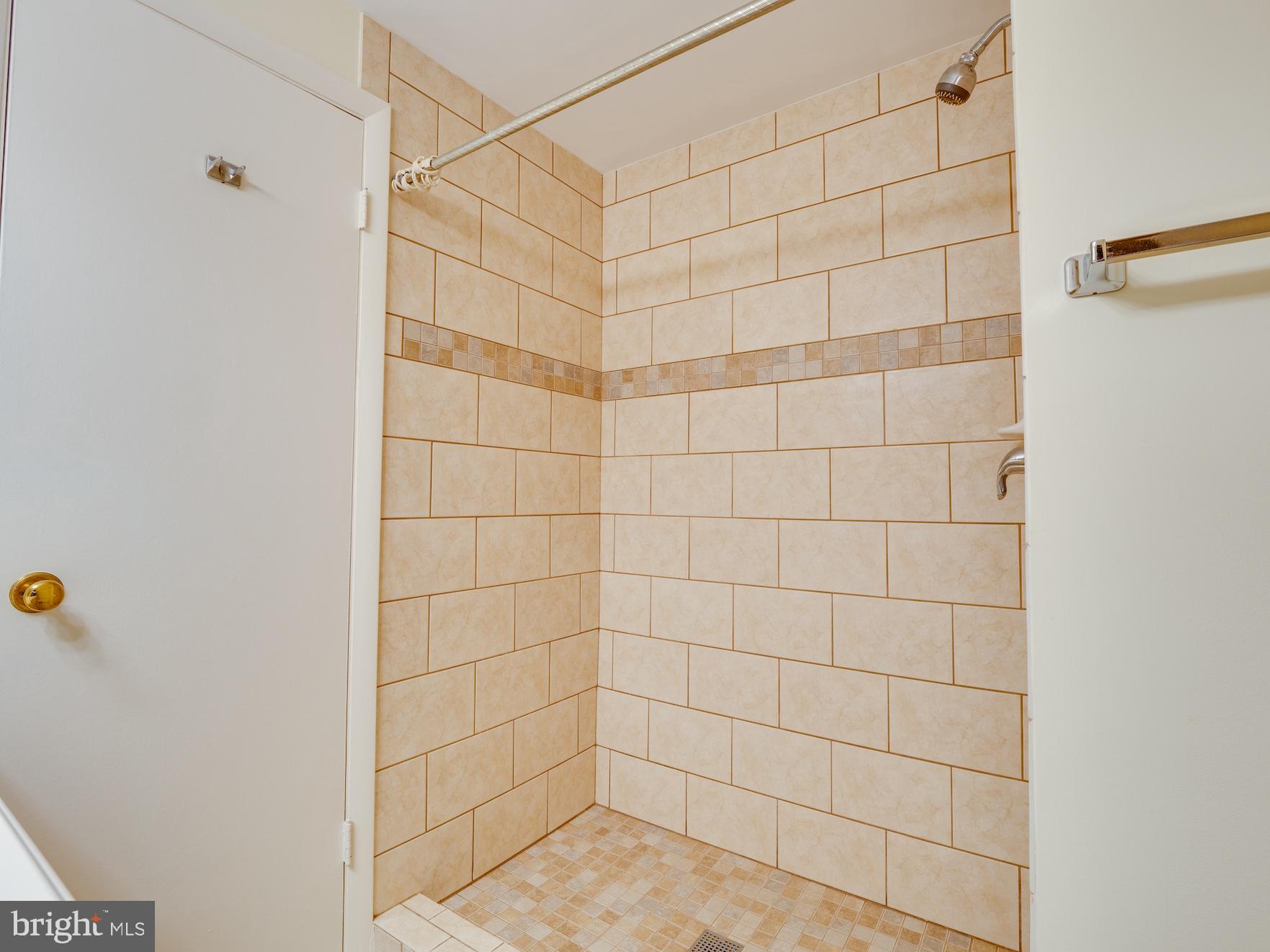 LEEWOOD FOREST - Residential