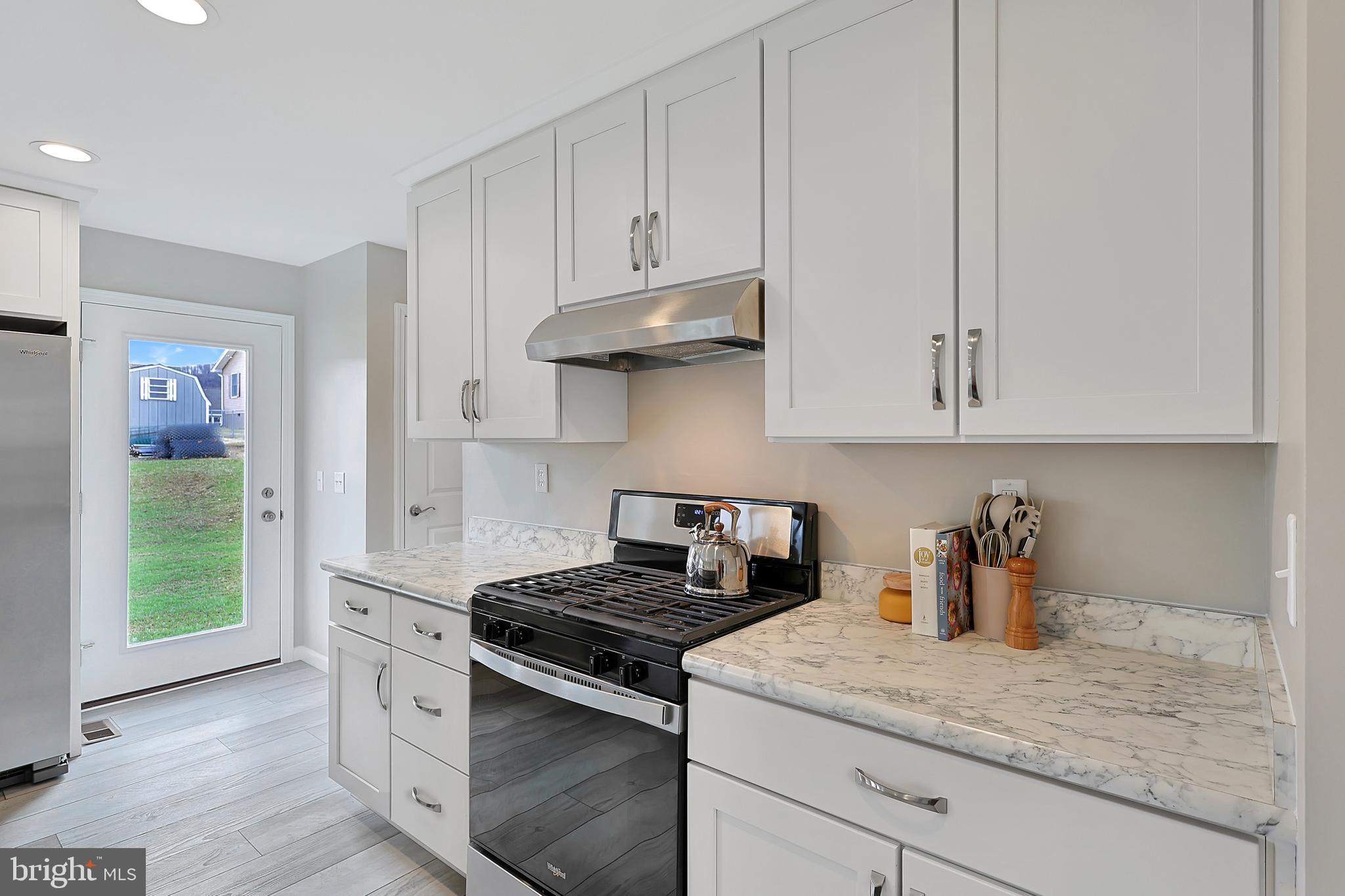 AIRPORT (BONNIEV - Residential