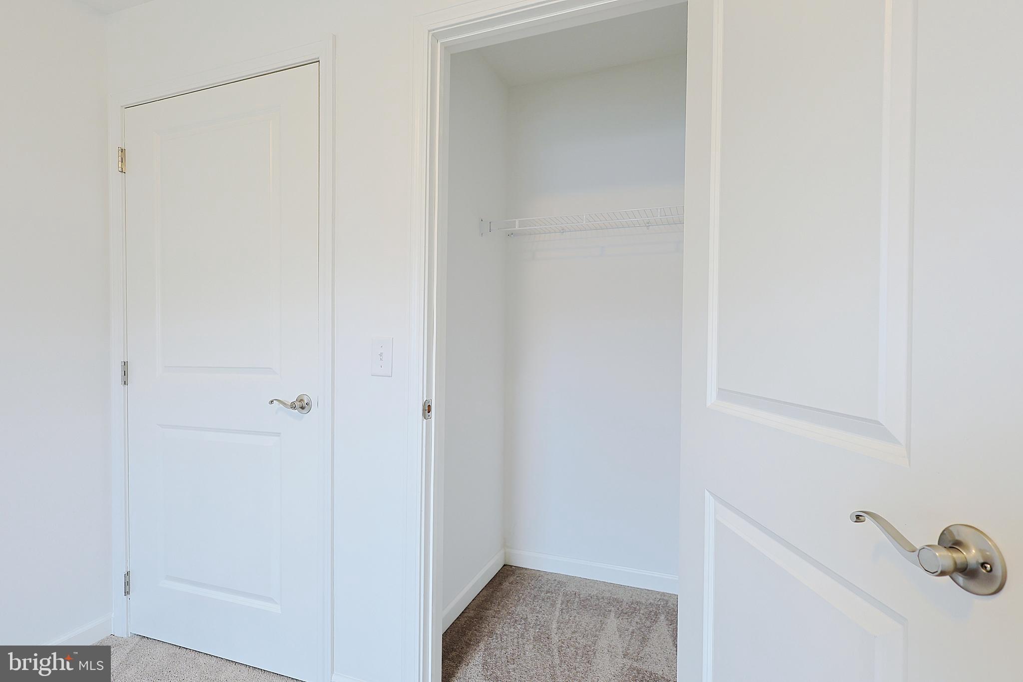 AIRPORT (BONNIEV - Residential