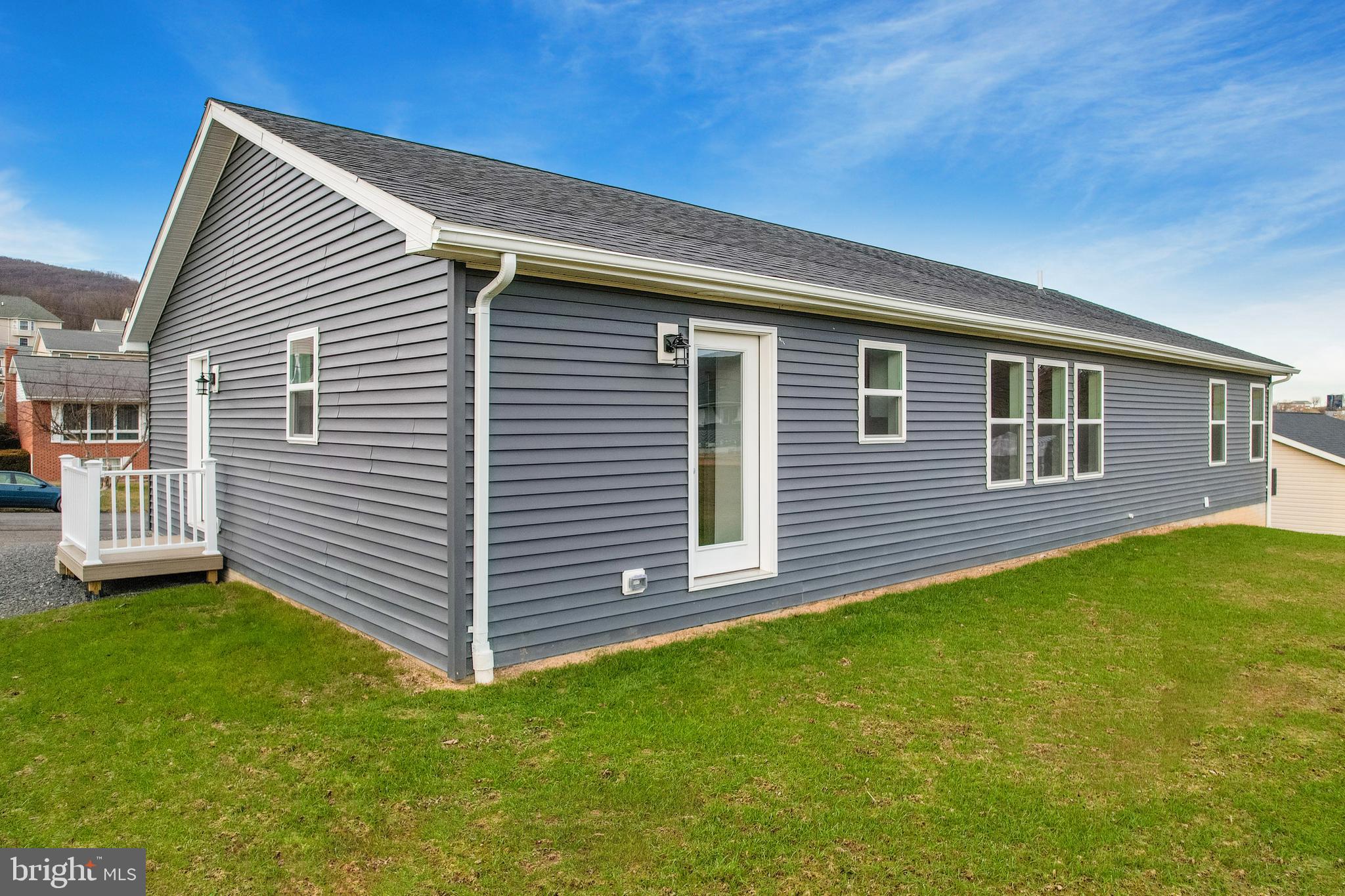 AIRPORT (BONNIEV - Residential