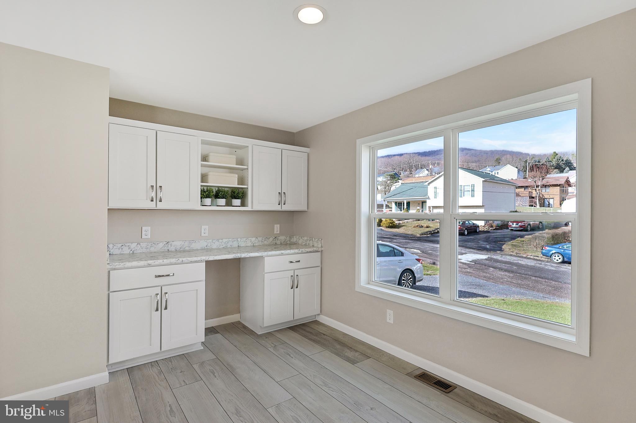 AIRPORT (BONNIEV - Residential