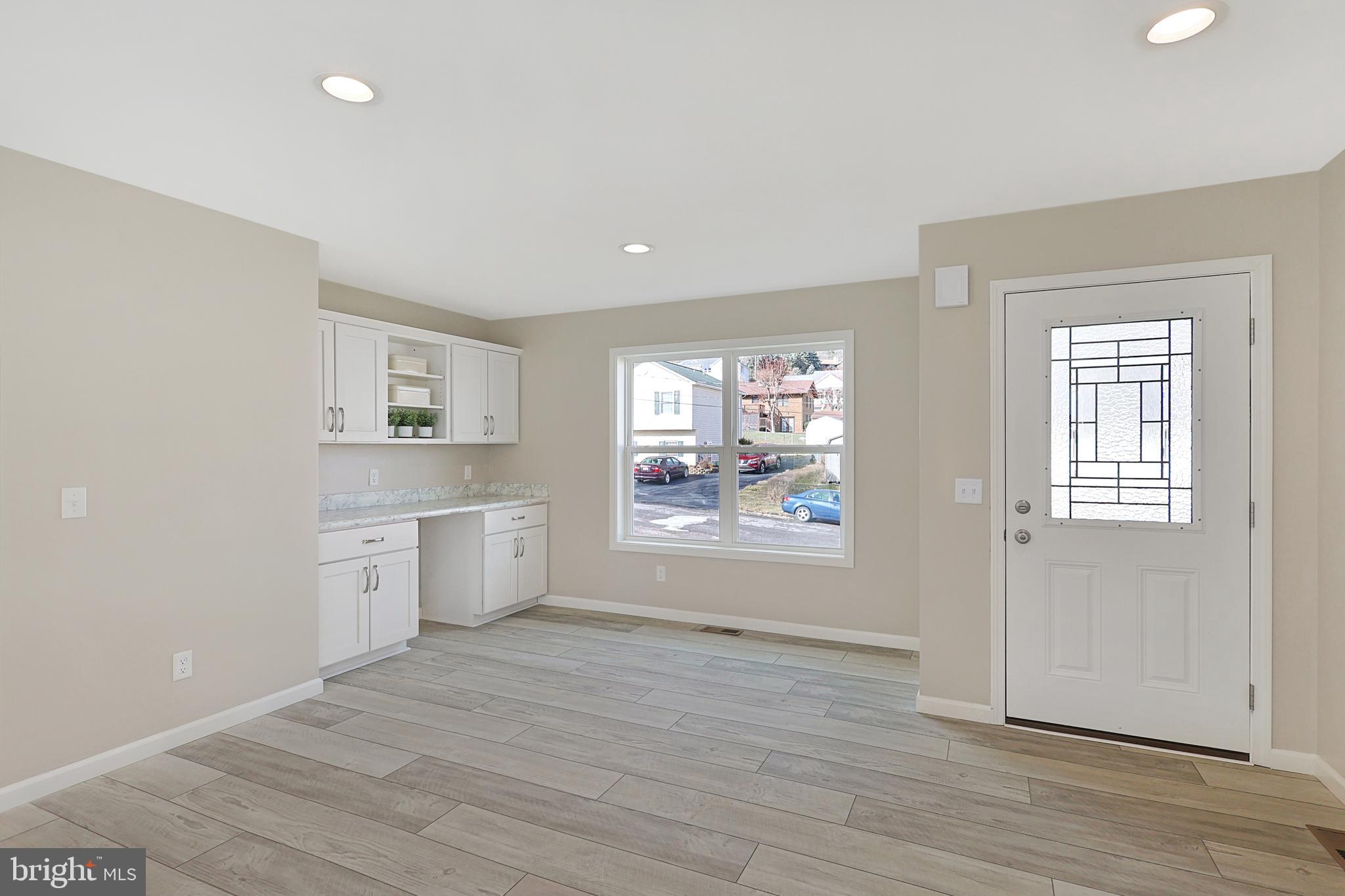 AIRPORT (BONNIEV - Residential