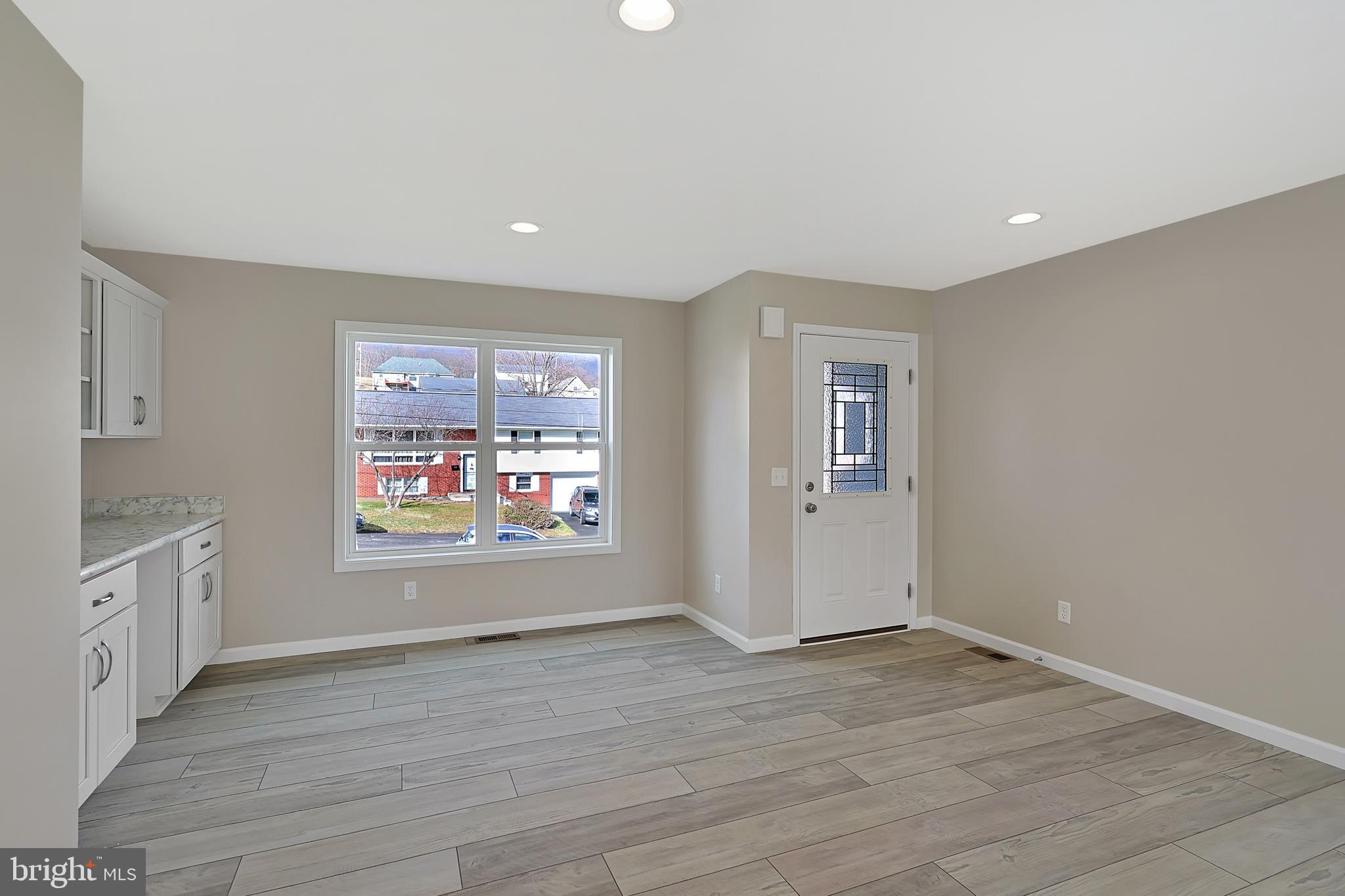 AIRPORT (BONNIEV - Residential