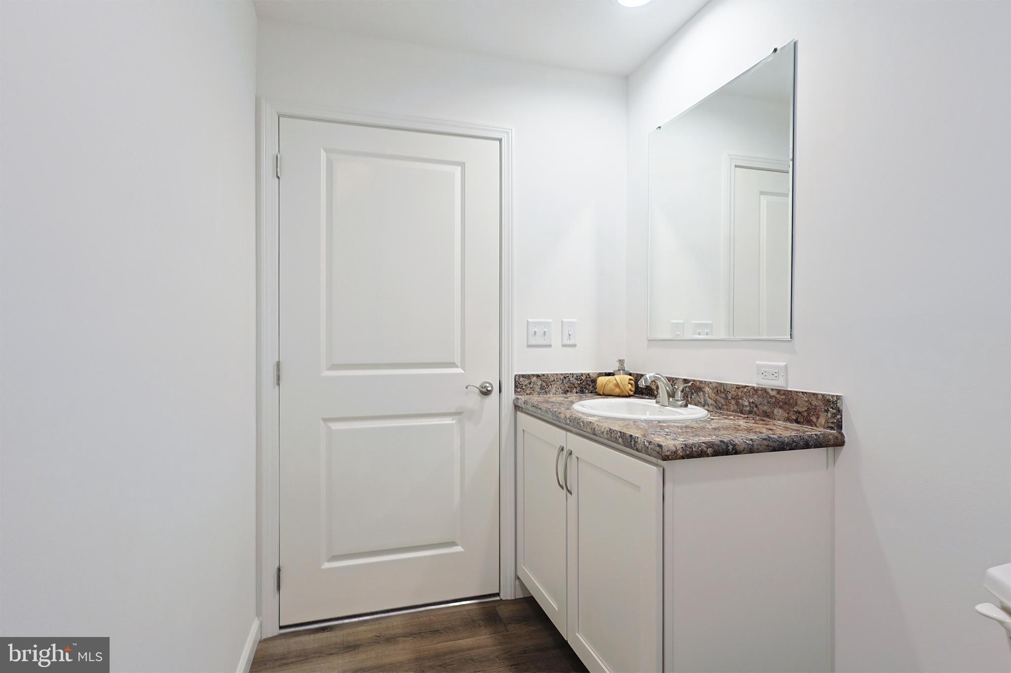 AIRPORT (BONNIEV - Residential