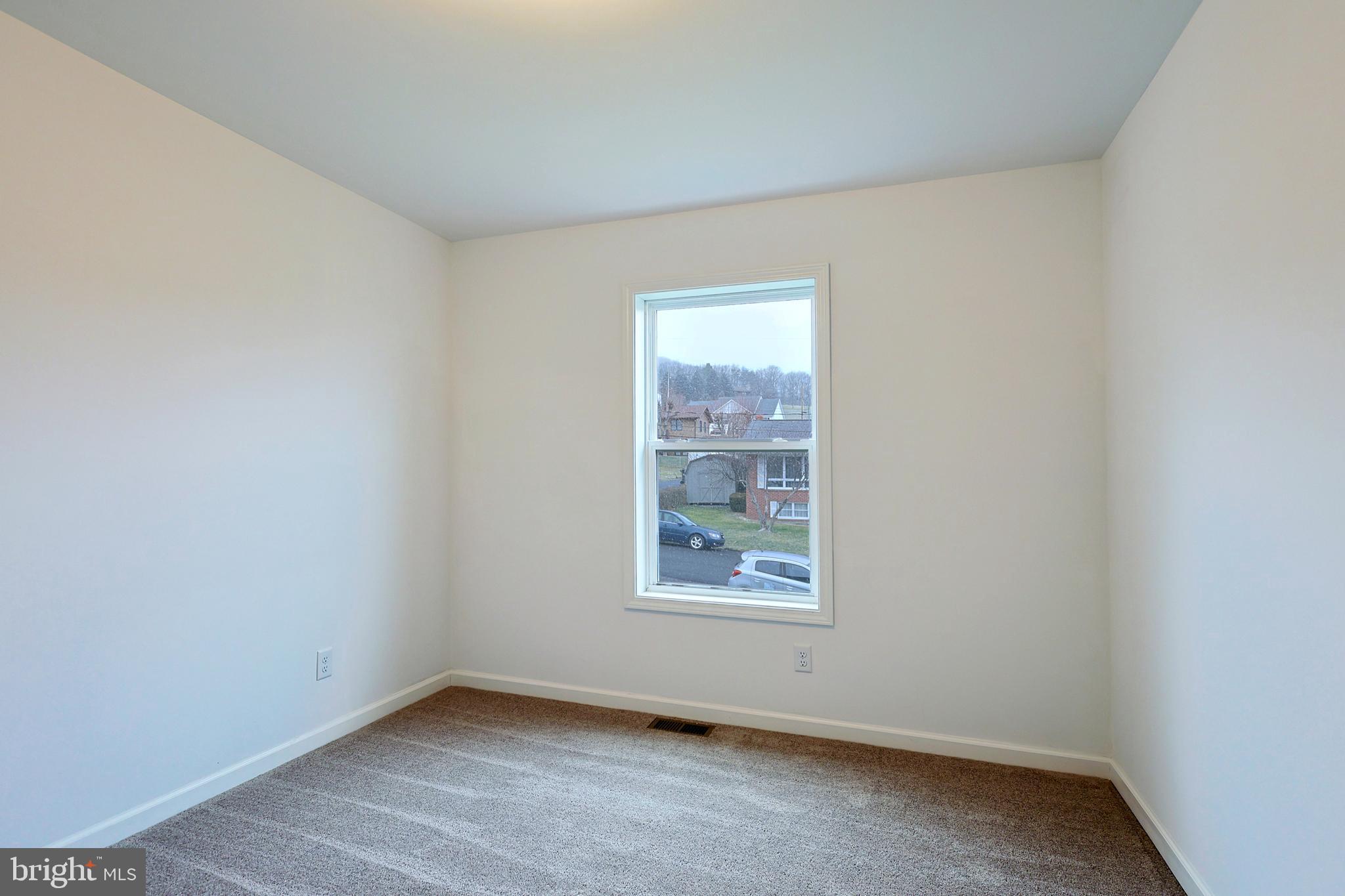 AIRPORT (BONNIEV - Residential