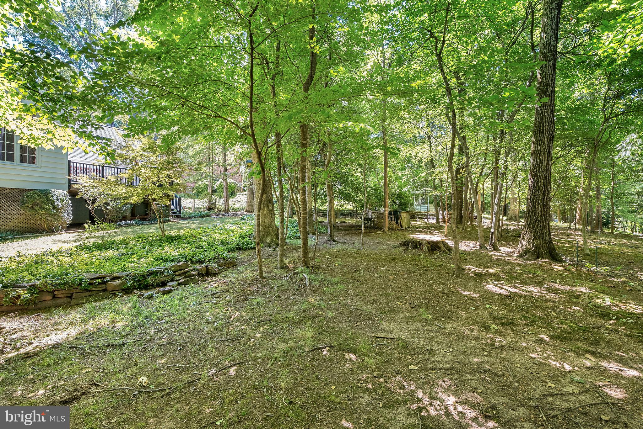 COUNTRY PLACE - Residential