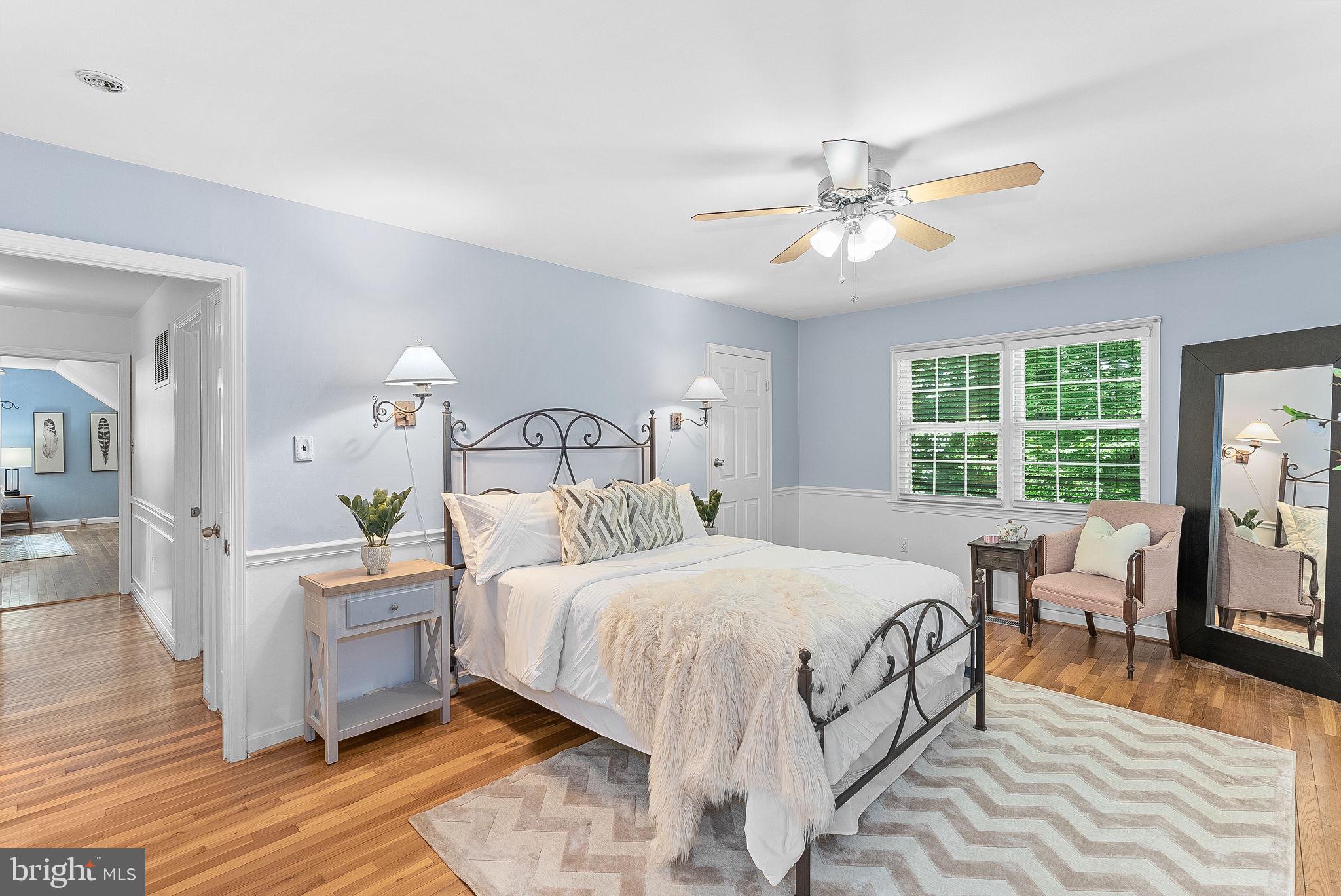 COUNTRY PLACE - Residential