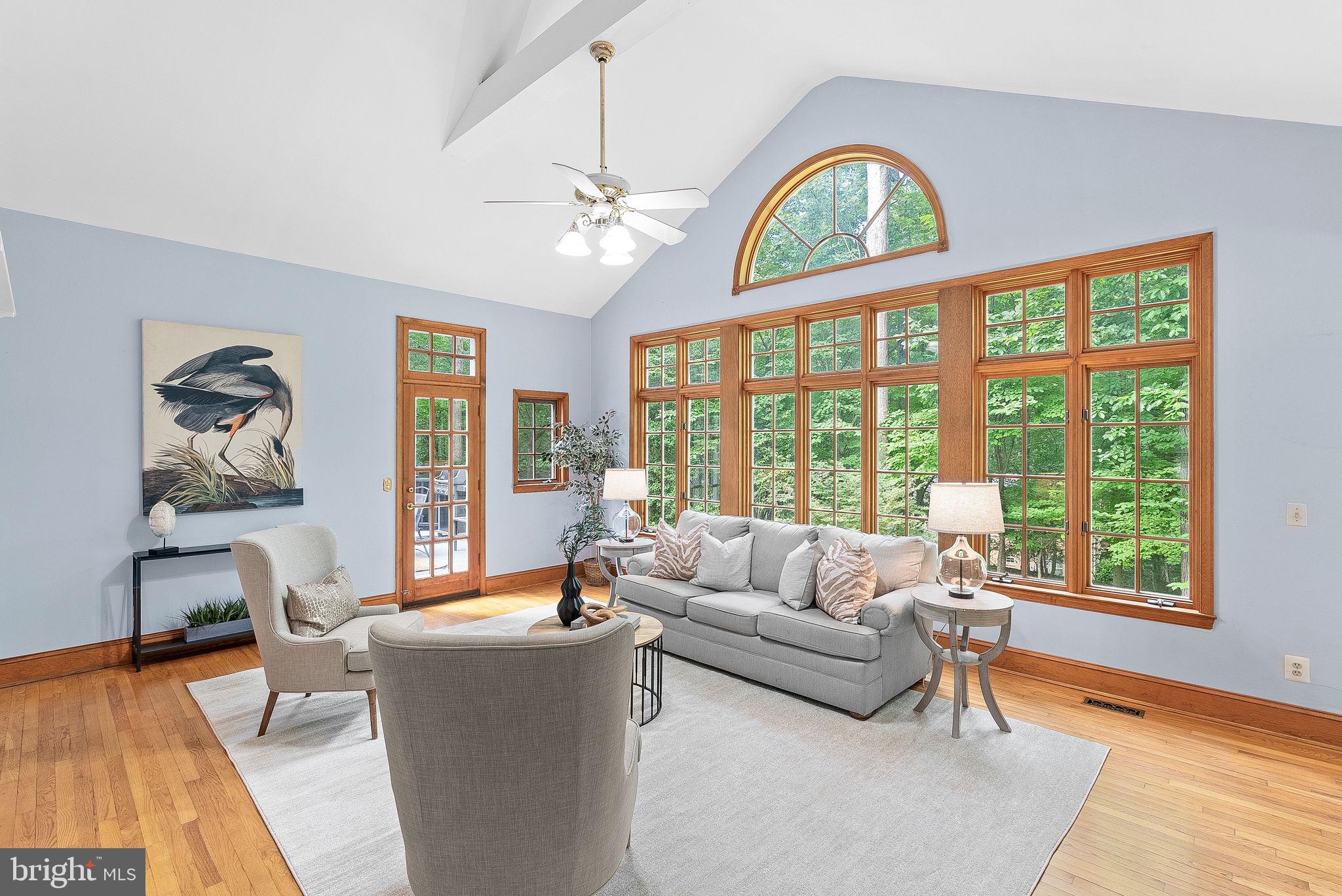 COUNTRY PLACE - Residential