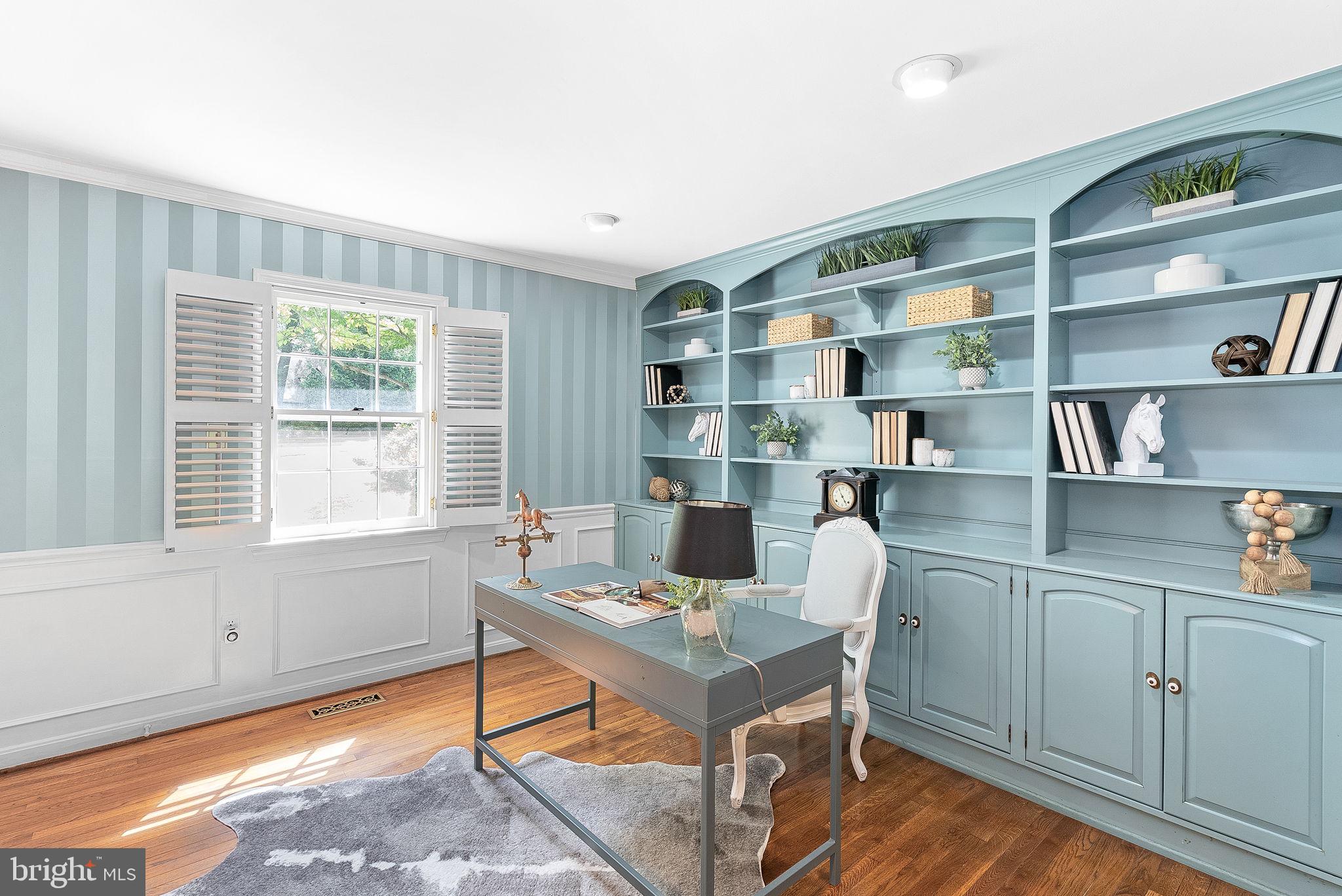 COUNTRY PLACE - Residential