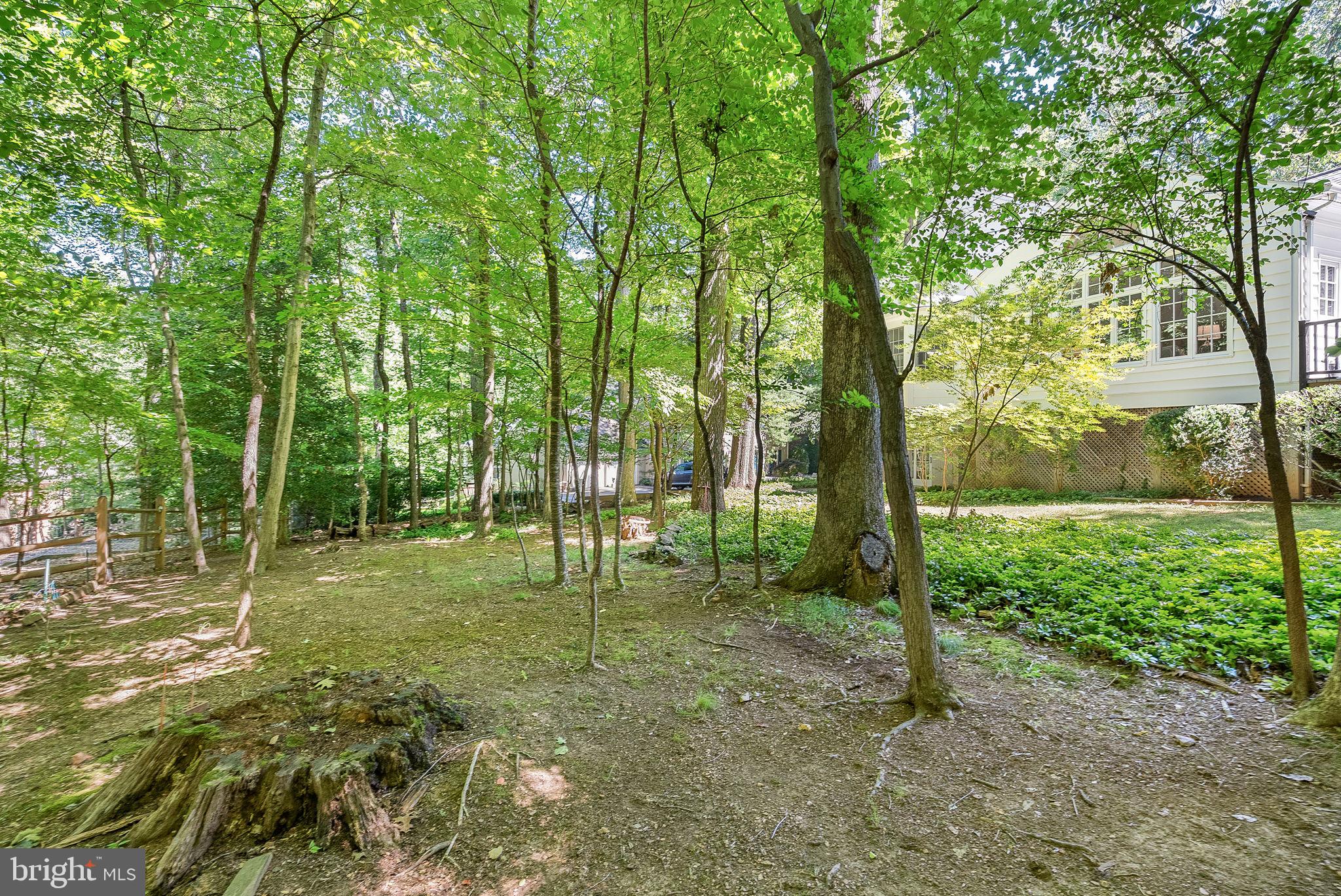 COUNTRY PLACE - Residential