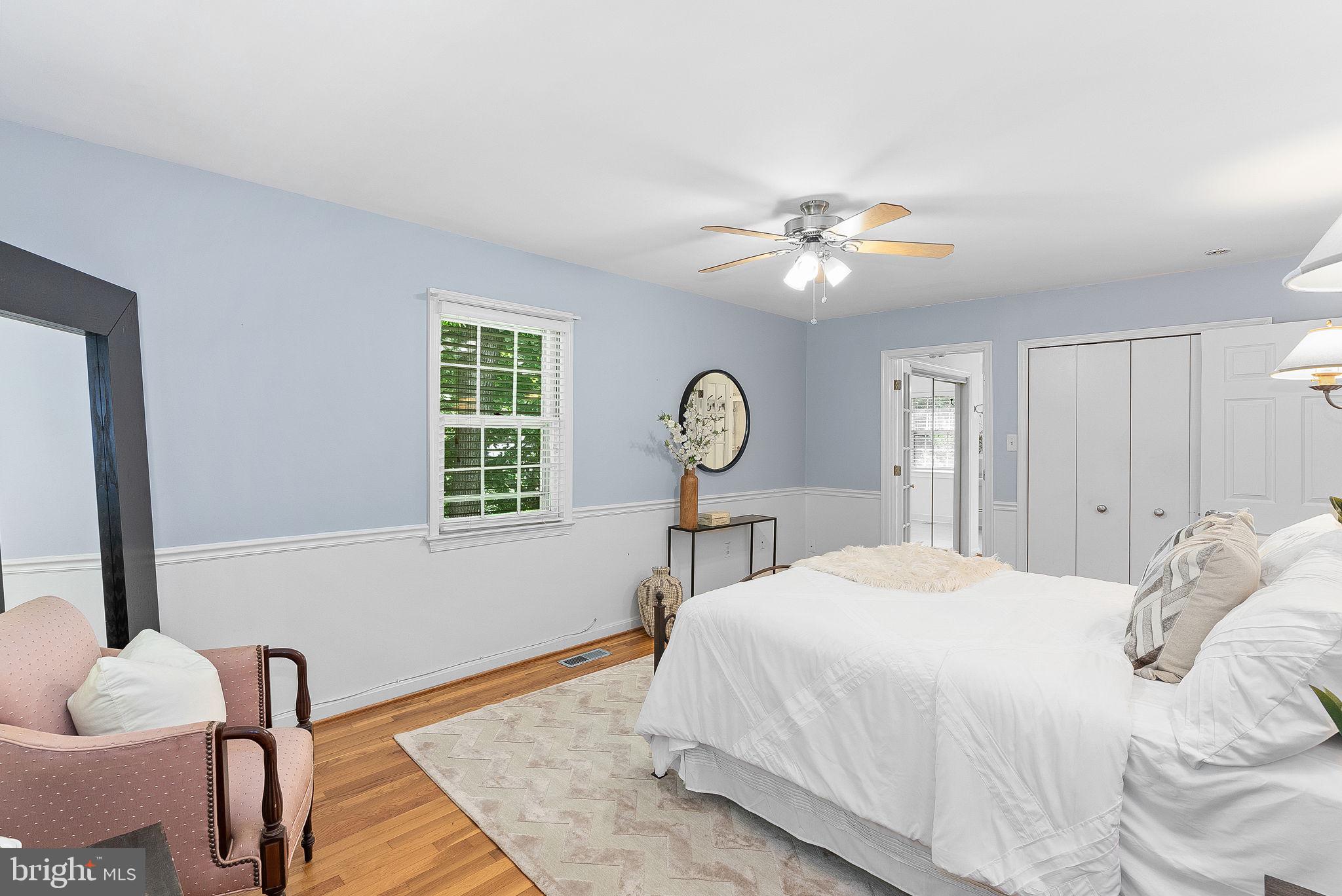 COUNTRY PLACE - Residential