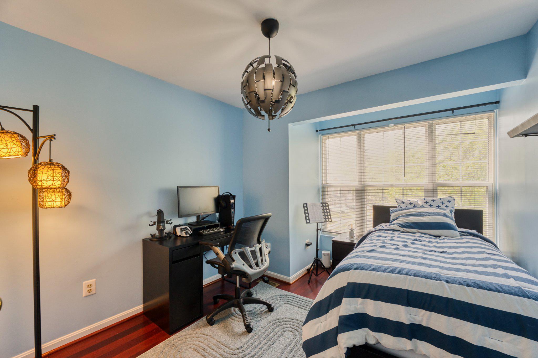 CENTREVILLE GREEN - Residential