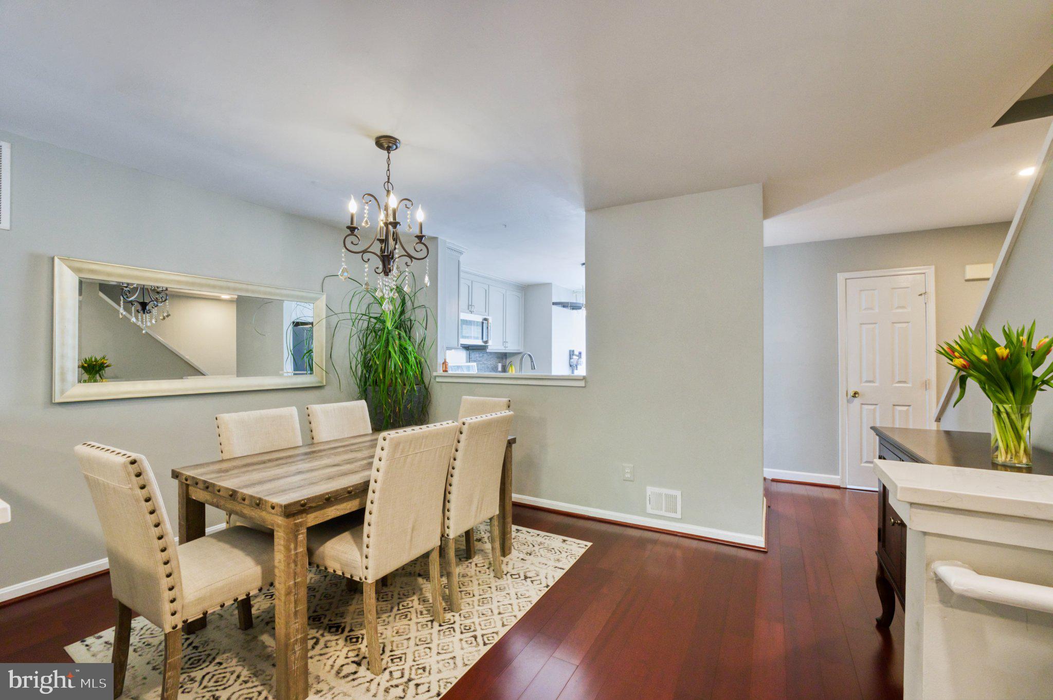 CENTREVILLE GREEN - Residential