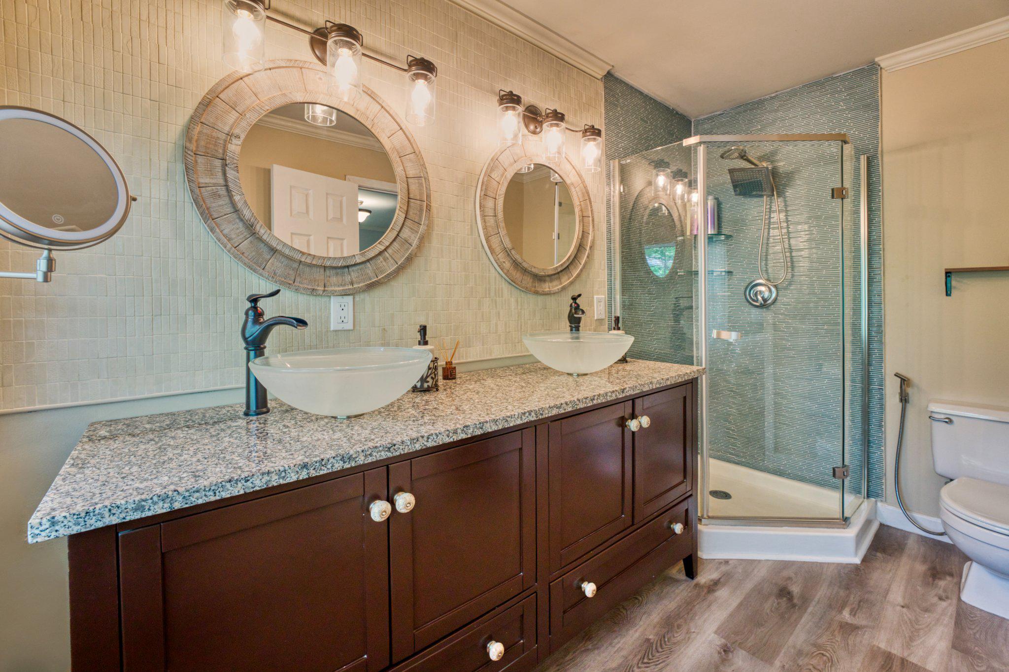 CENTREVILLE GREEN - Residential