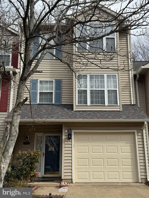 5613 GOSLING DRIVE CLIFTON VA 20124