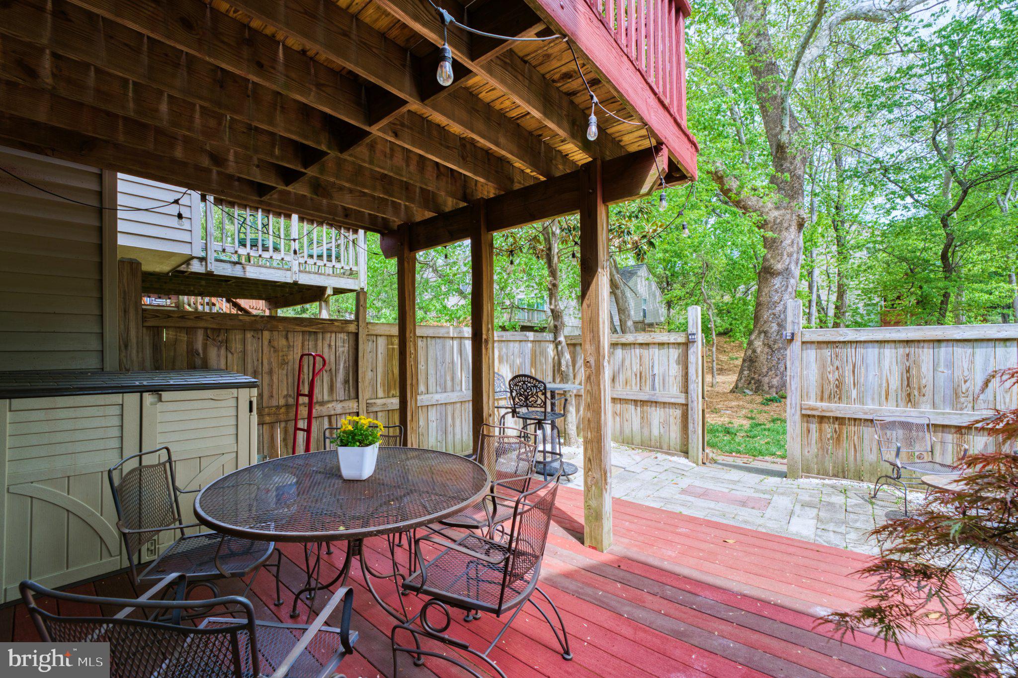 CENTREVILLE GREEN - Residential