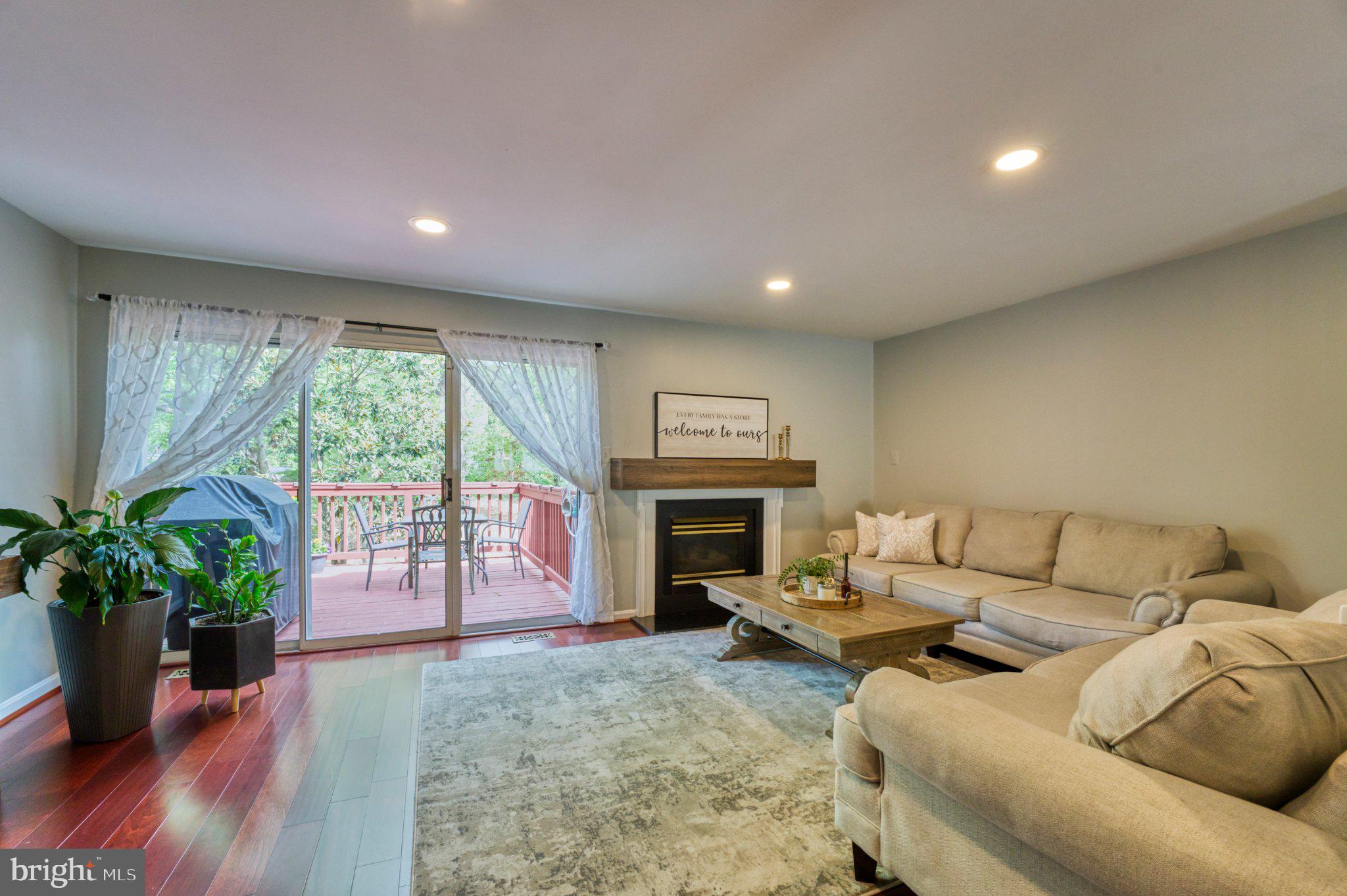 CENTREVILLE GREEN - Residential