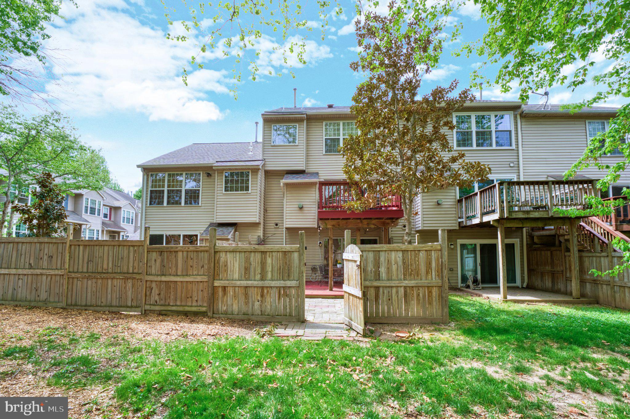 CENTREVILLE GREEN - Residential