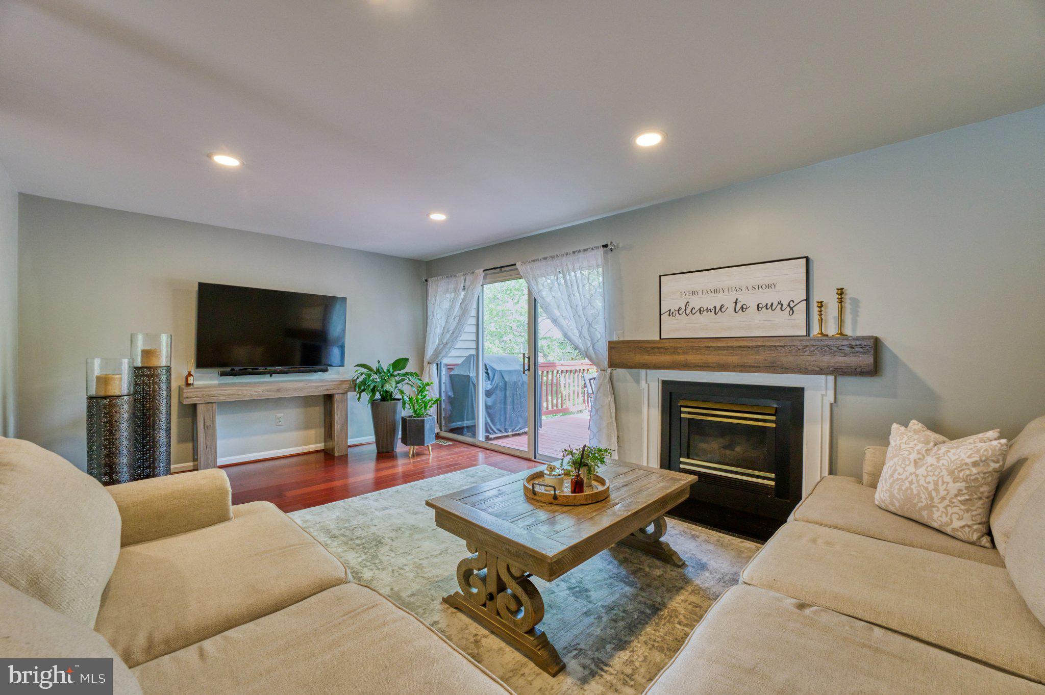 CENTREVILLE GREEN - Residential