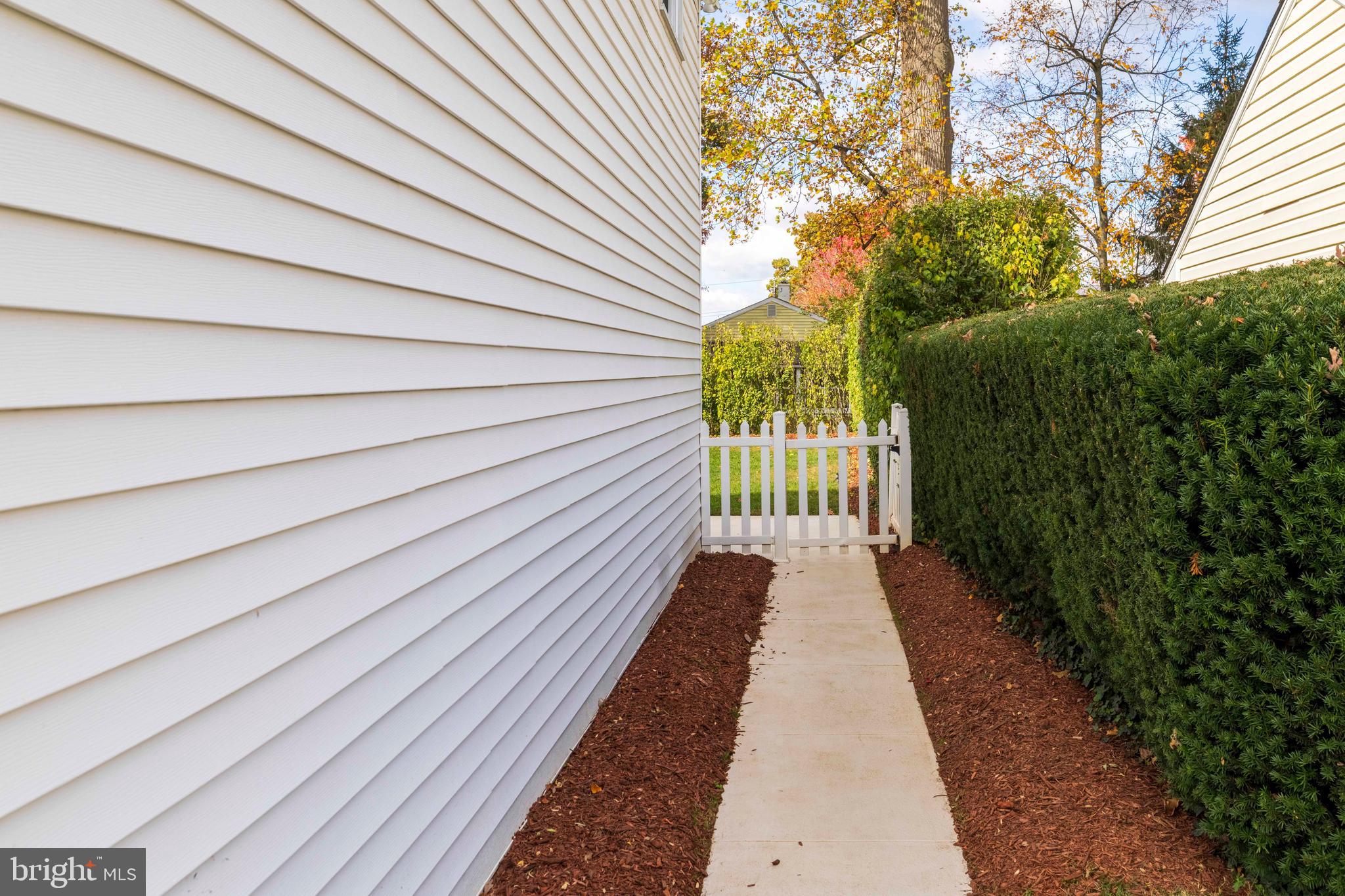 ARDSLEY - Residential