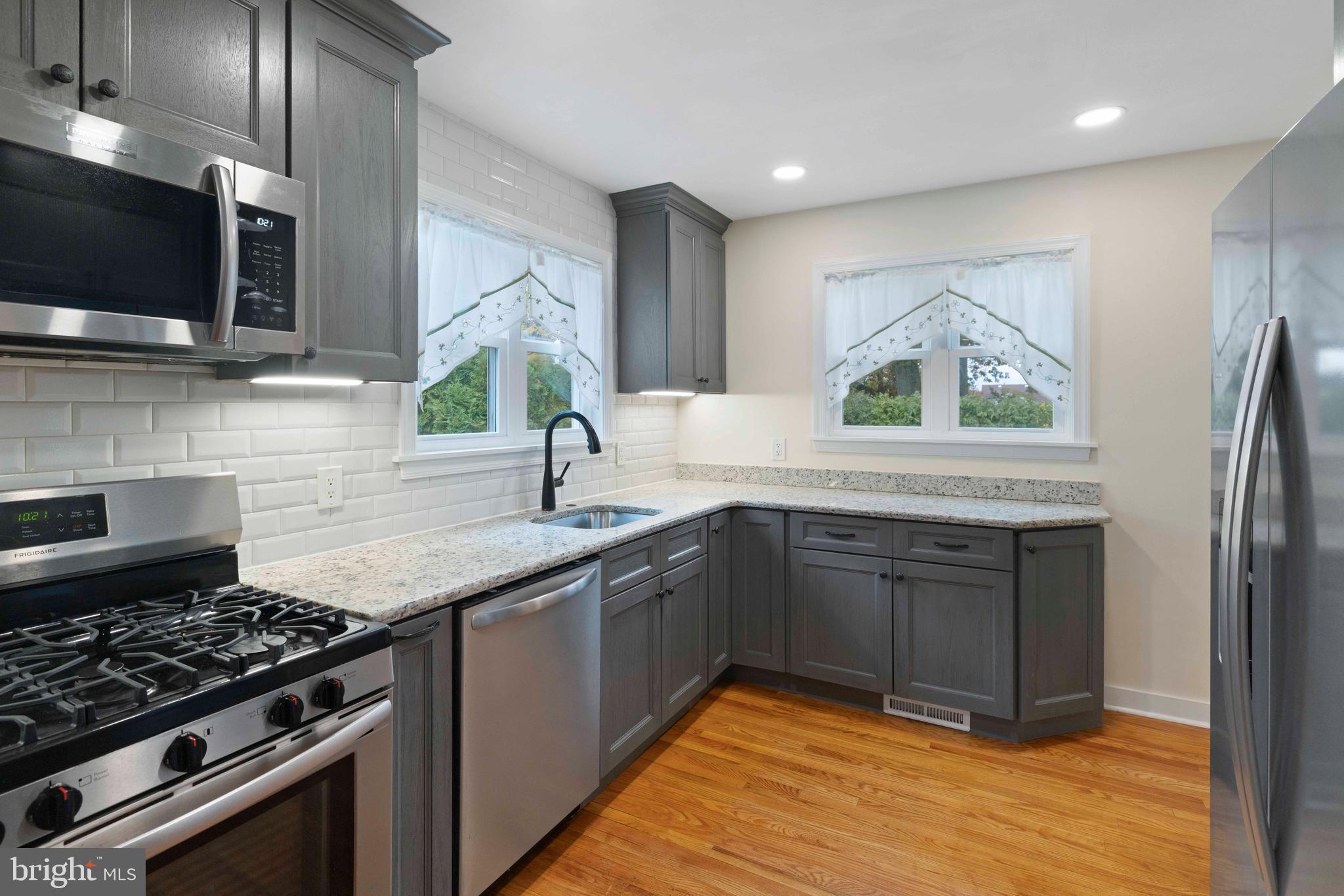 ARDSLEY - Residential