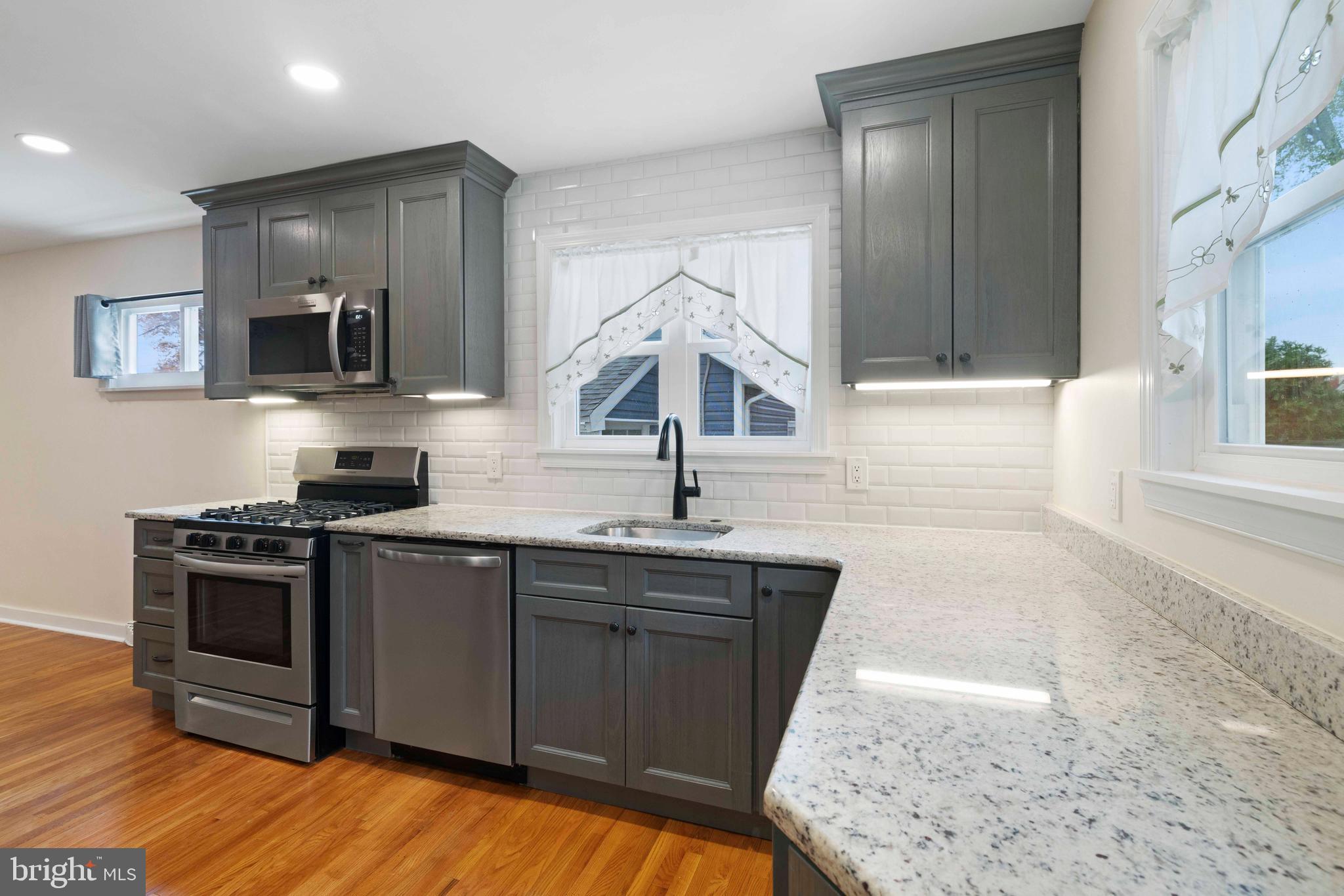 ARDSLEY - Residential