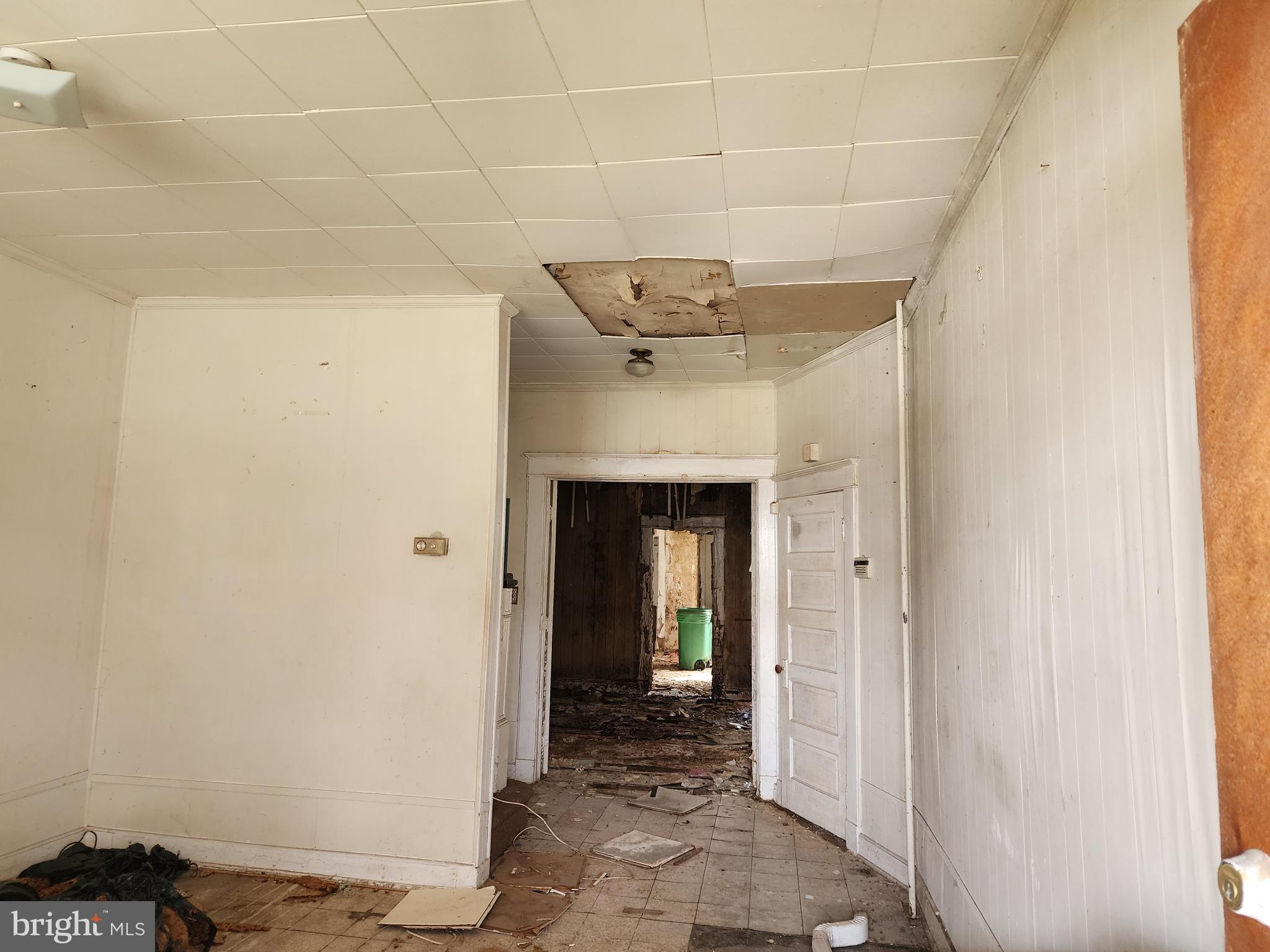 WINCHESTER - Residential