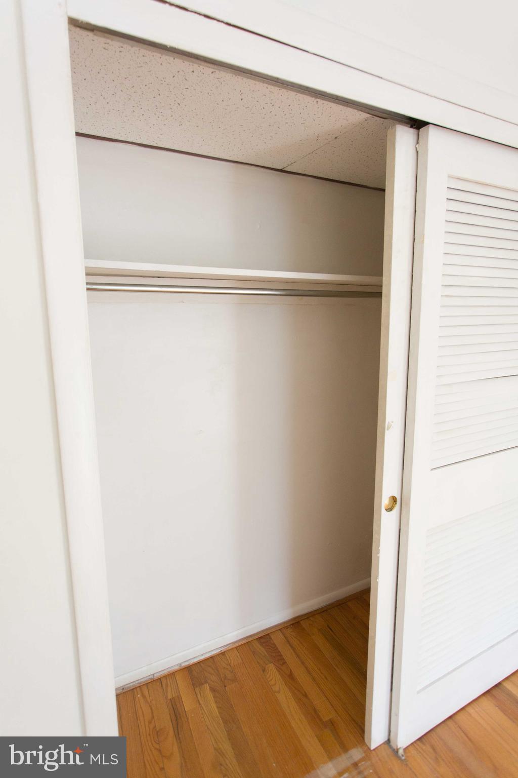 WASHINGTON SQ - Residential Lease