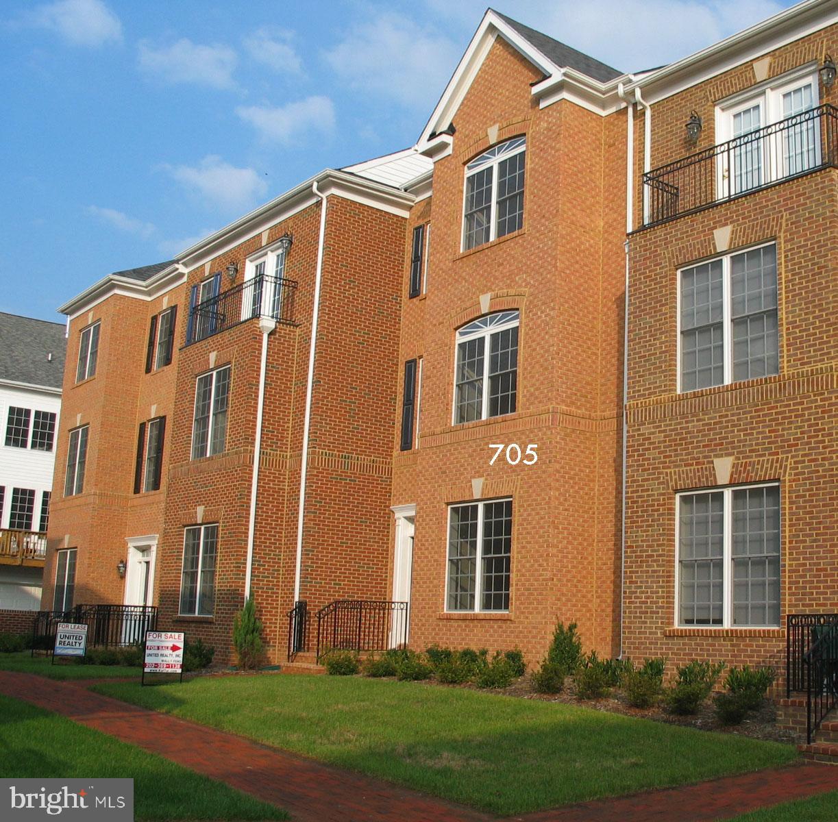 BELMONT BAY - Residential Lease