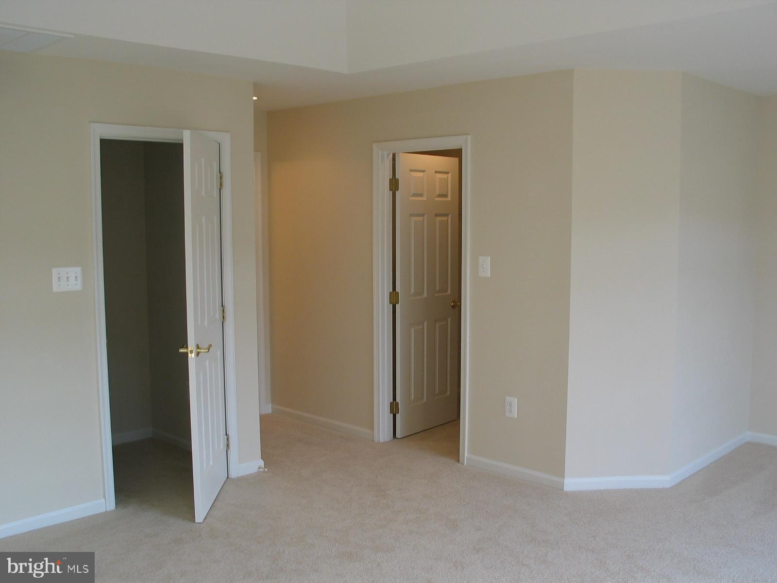 BELMONT BAY - Residential Lease