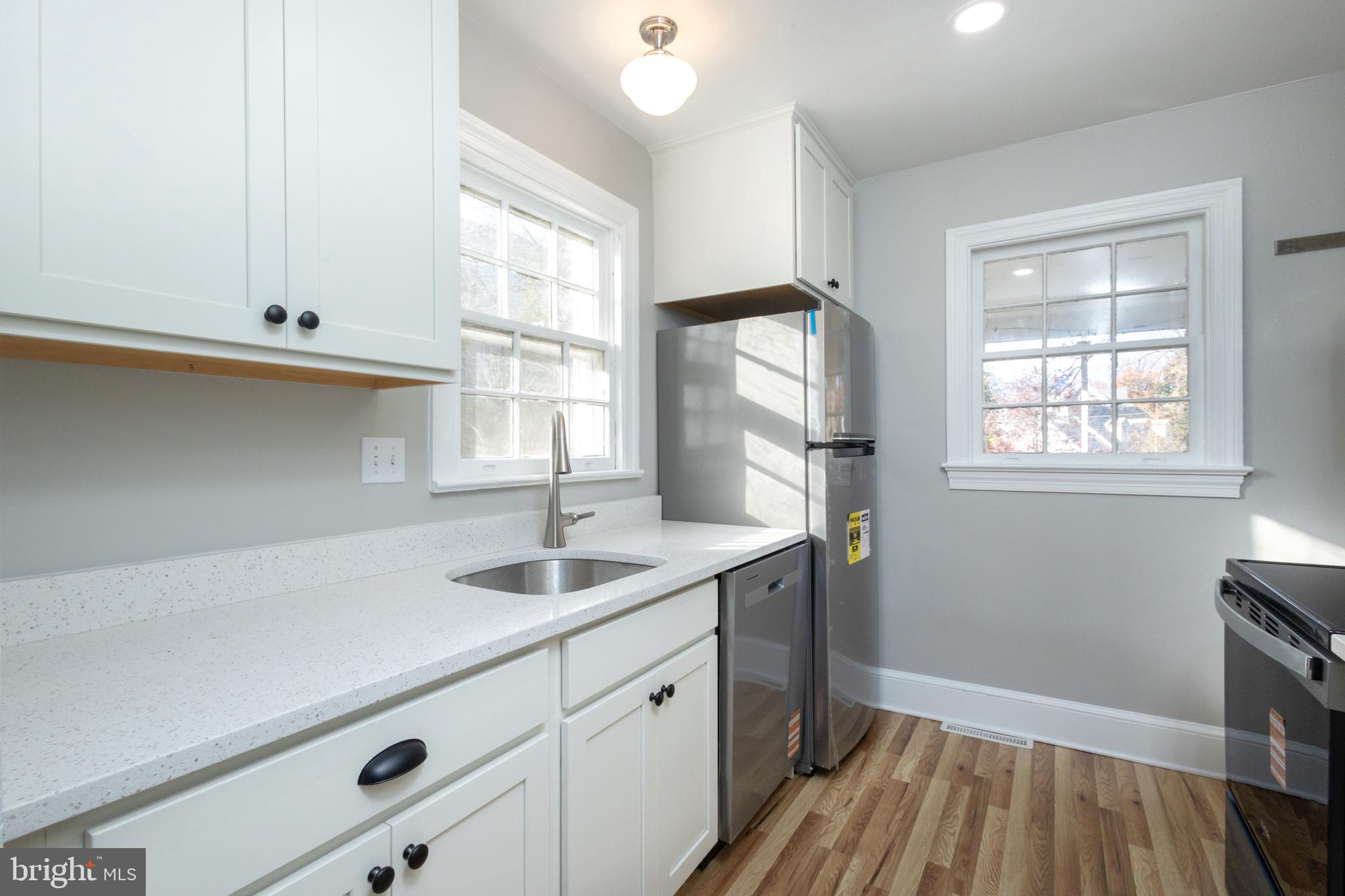 LYON PARK - Residential Lease