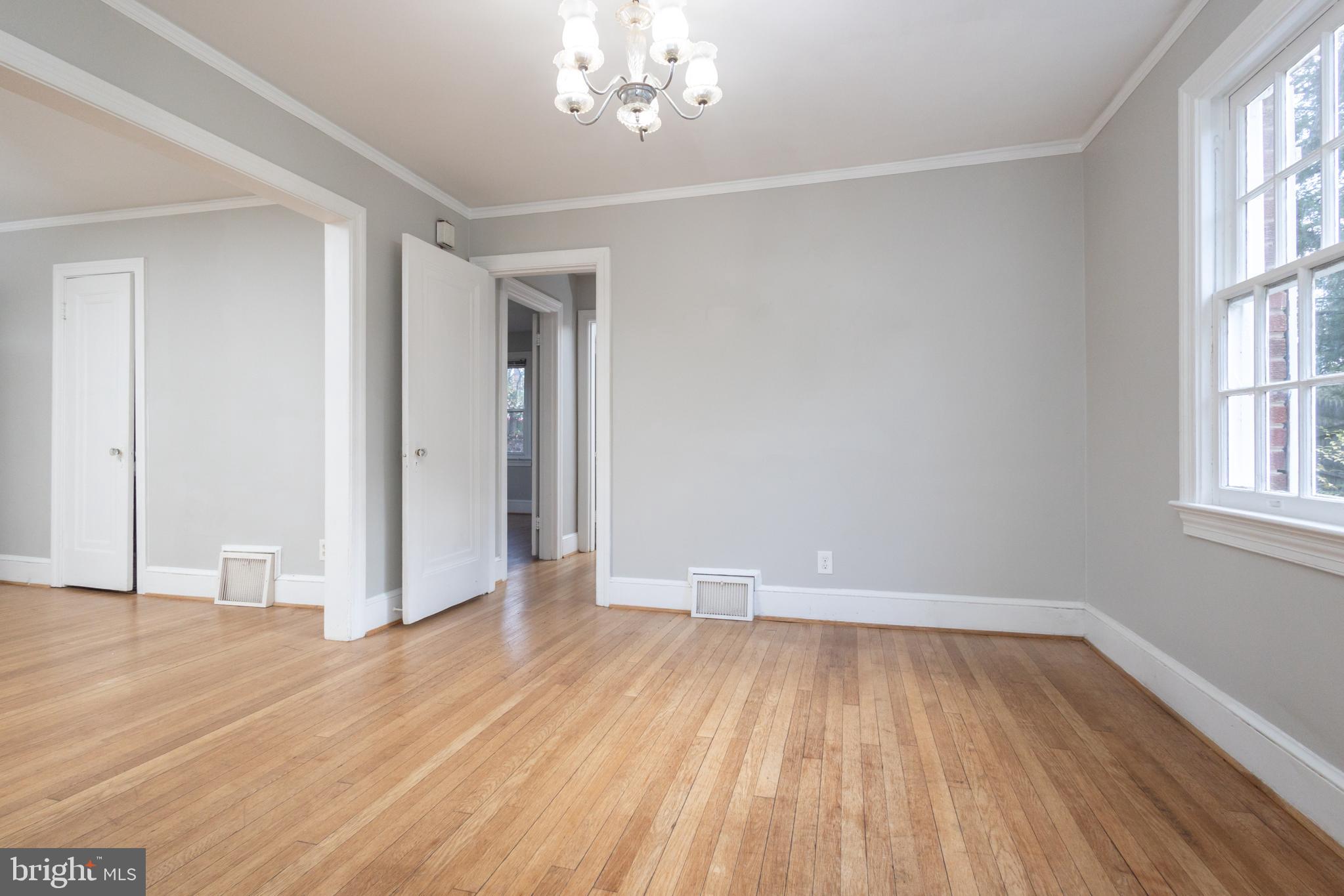 LYON PARK - Residential Lease